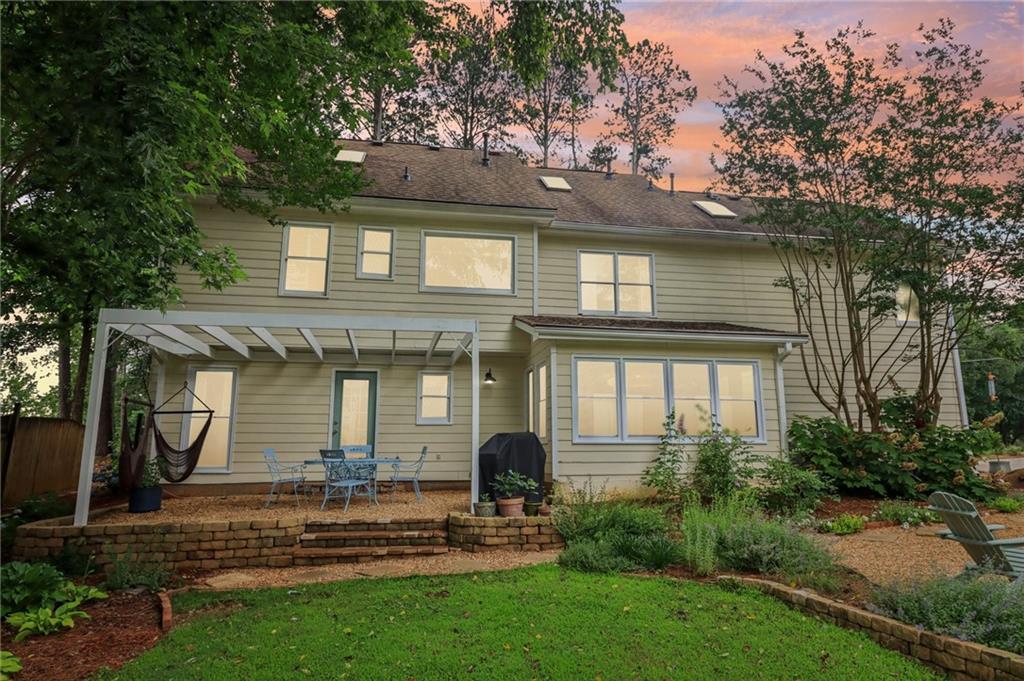Marietta, Georgia, 30062, United States, 4 Bedrooms Bedrooms, ,3 BathroomsBathrooms,Residential,For Sale,1905534