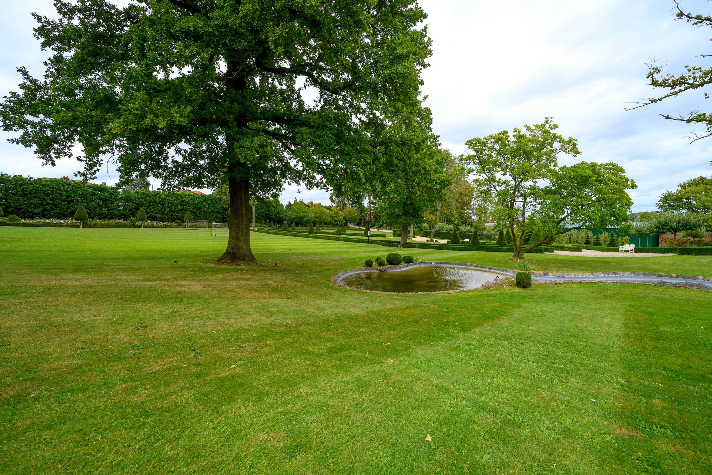  Mons-en-Pévèle , charming Castle built in 1890 in a parc of 1ha6  , full renova… - 物件實景