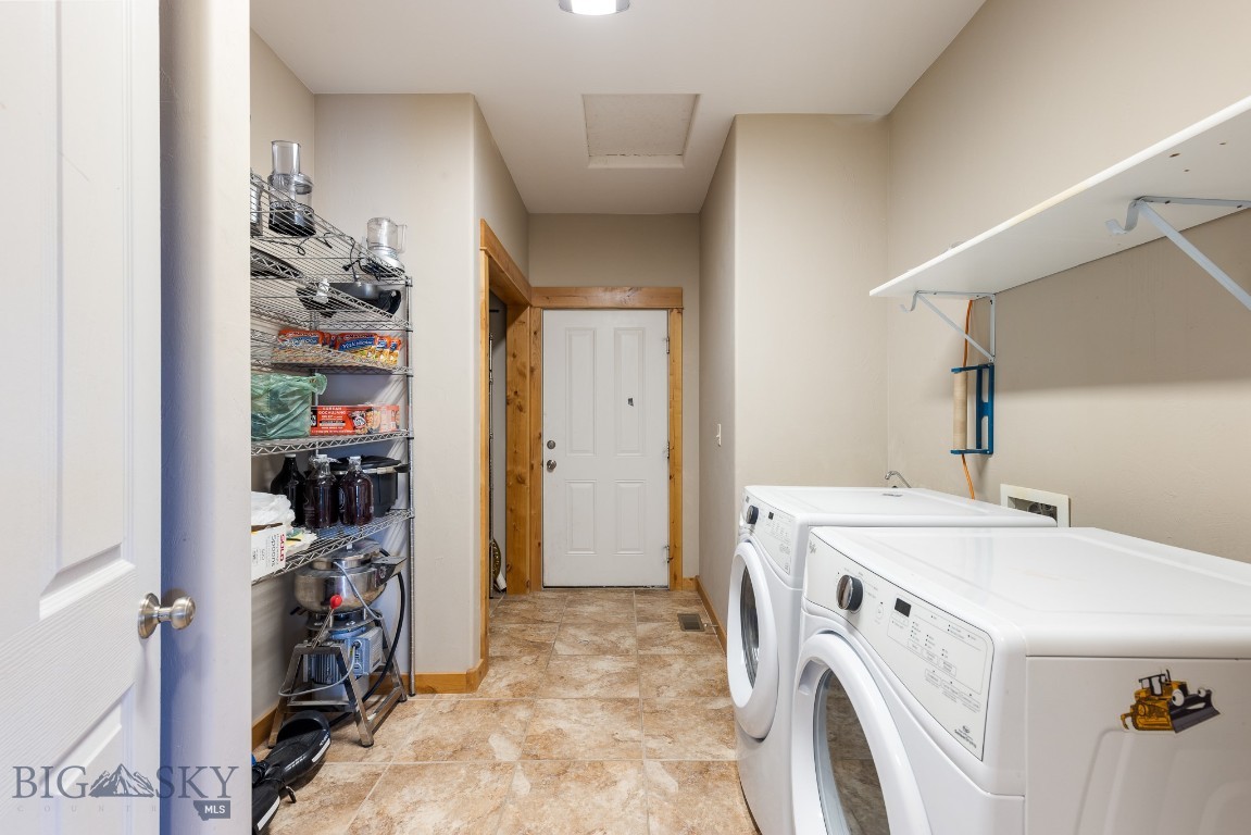 Bozeman, Montana, 59718, United States, 4 Bedrooms Bedrooms, ,2 BathroomsBathrooms,Residential,For Sale,1867489