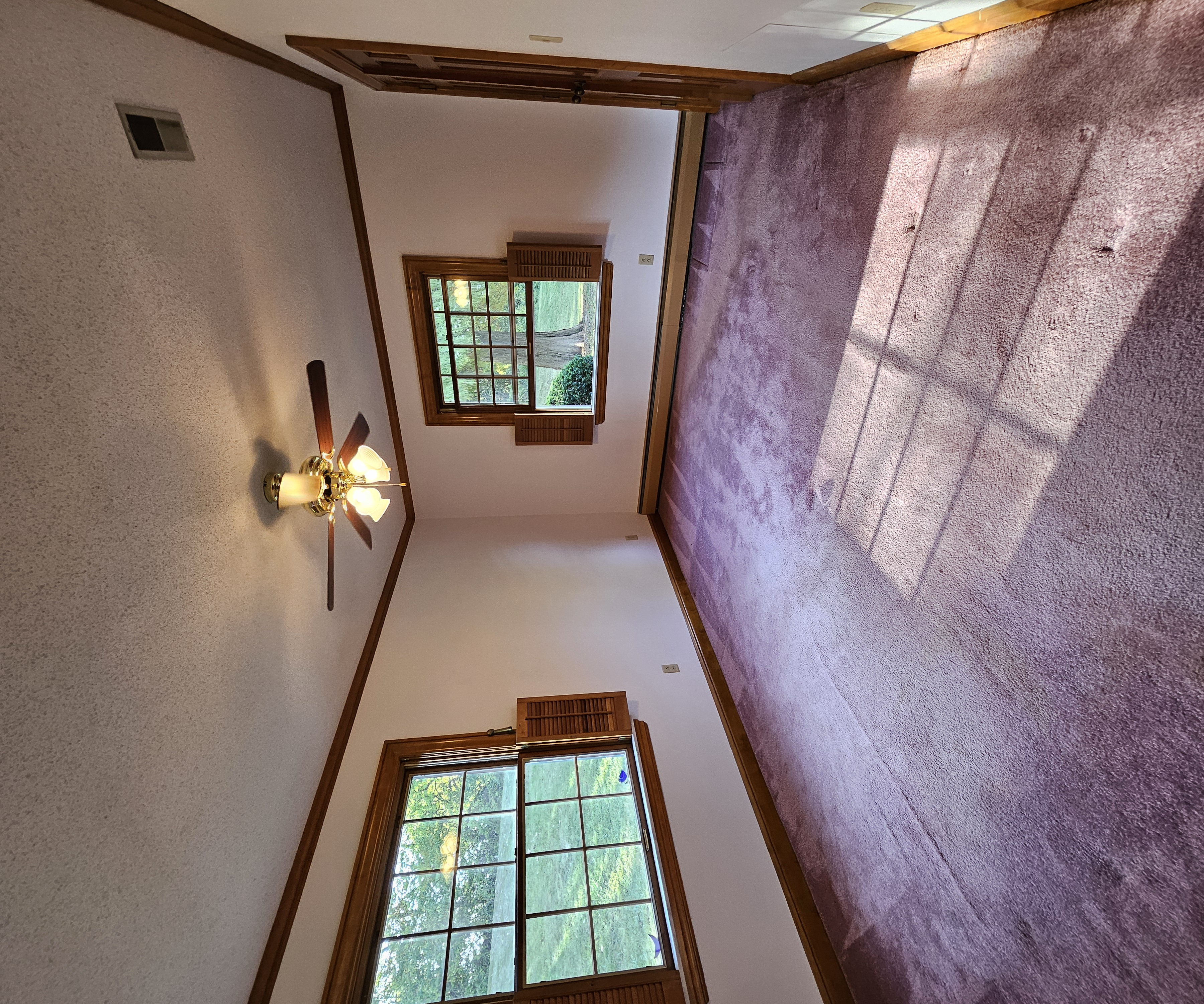 Hannibal, Missouri, 63401, United States, 3 Bedrooms Bedrooms, ,2 BathroomsBathrooms,Residential,For Sale,1981239