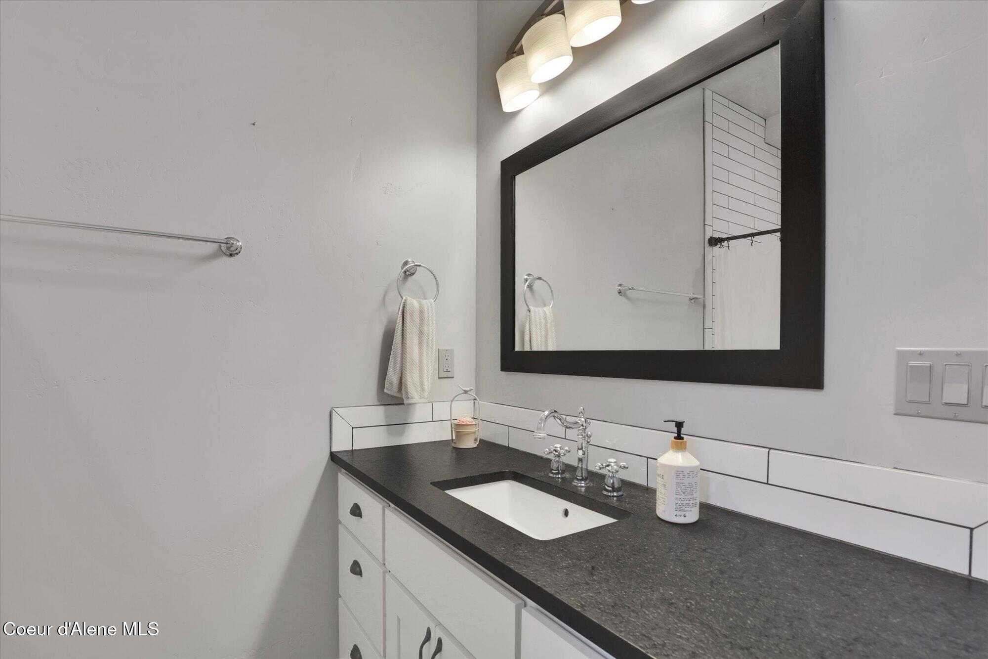 Post Falls, Idaho, 83854, United States, 5 Bedrooms Bedrooms, ,5 BathroomsBathrooms,Residential,For Sale,1981569