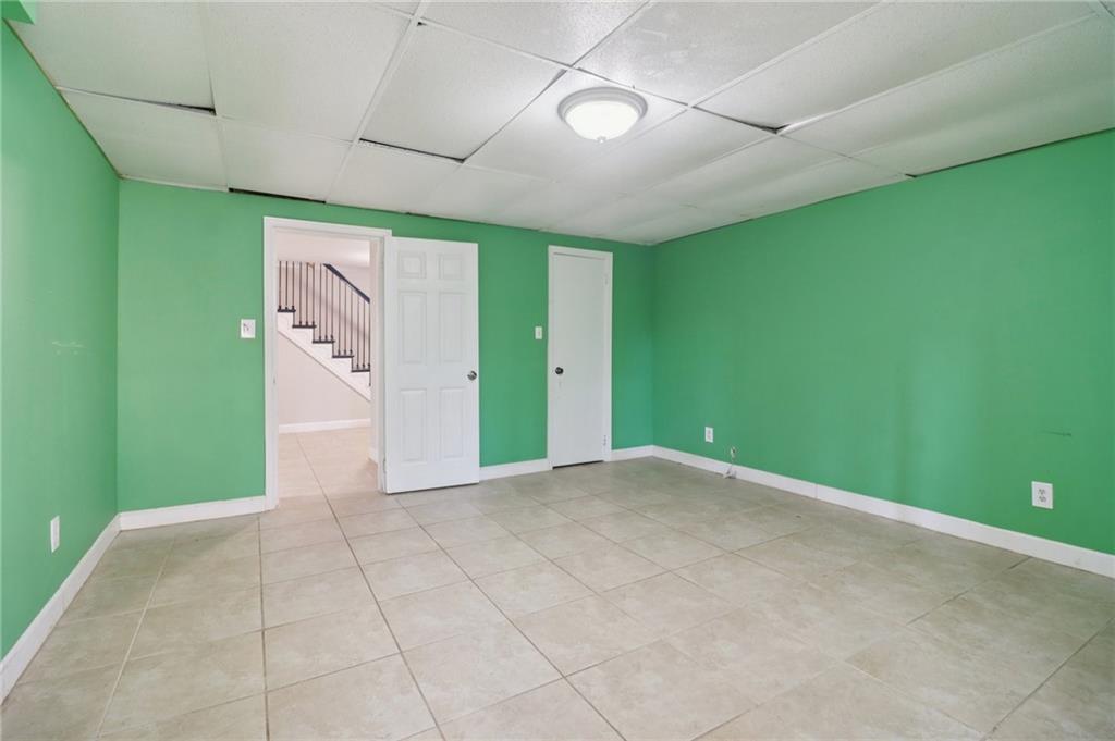 Smyrna, Georgia, 30082, United States, 6 Bedrooms Bedrooms, ,3 BathroomsBathrooms,Residential,For Sale,2002854