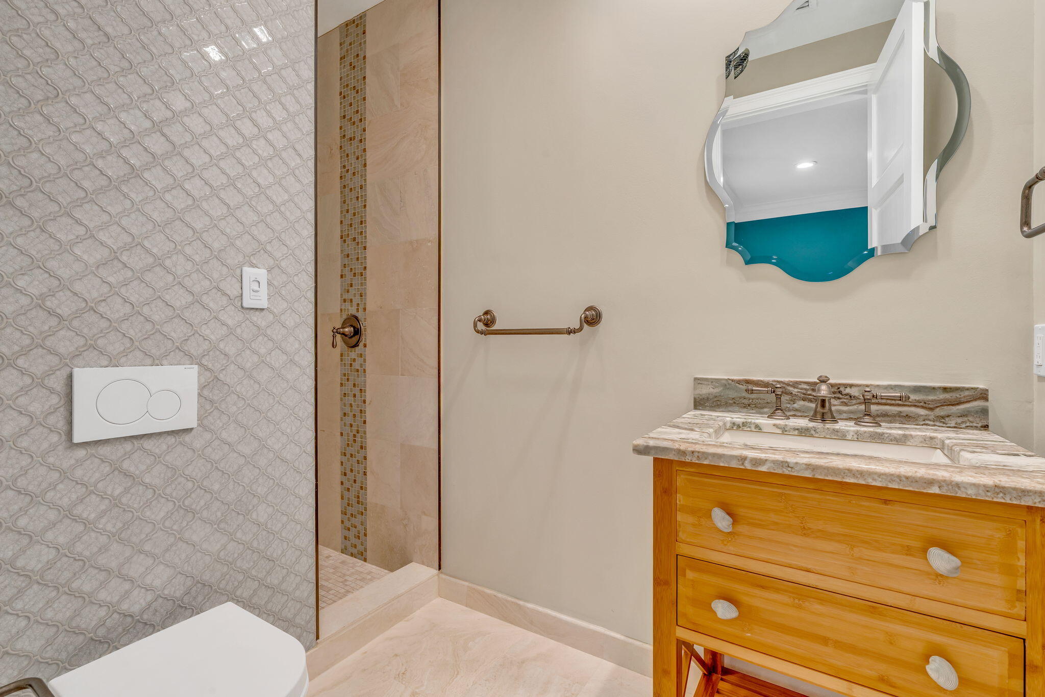 KEY COLONY, Florida, 33051, United States, 4 Bedrooms Bedrooms, ,5 BathroomsBathrooms,Residential,For Sale,1993100