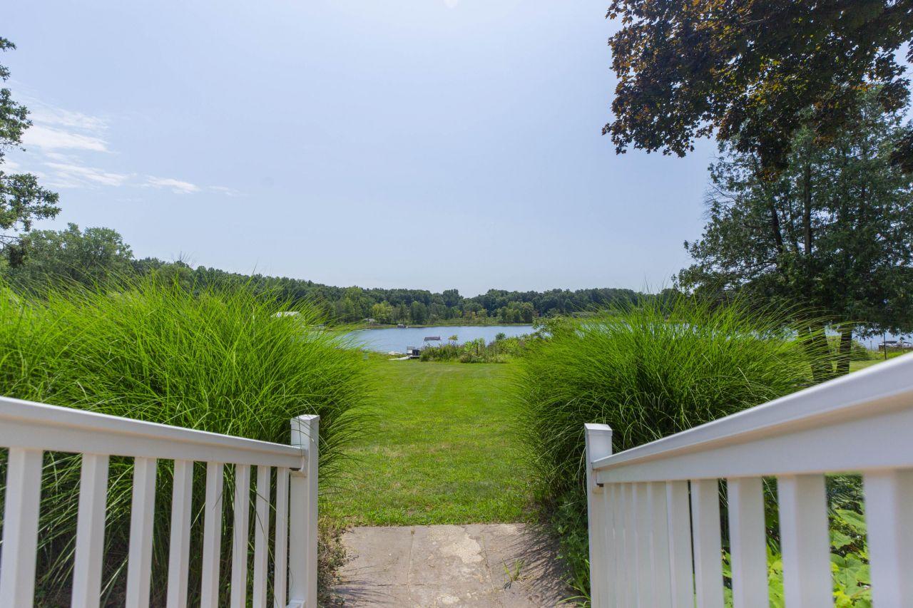 Vandalia, Michigan, 49095, United States, 4 Bedrooms Bedrooms, ,4 BathroomsBathrooms,Residential,For Sale,1737716