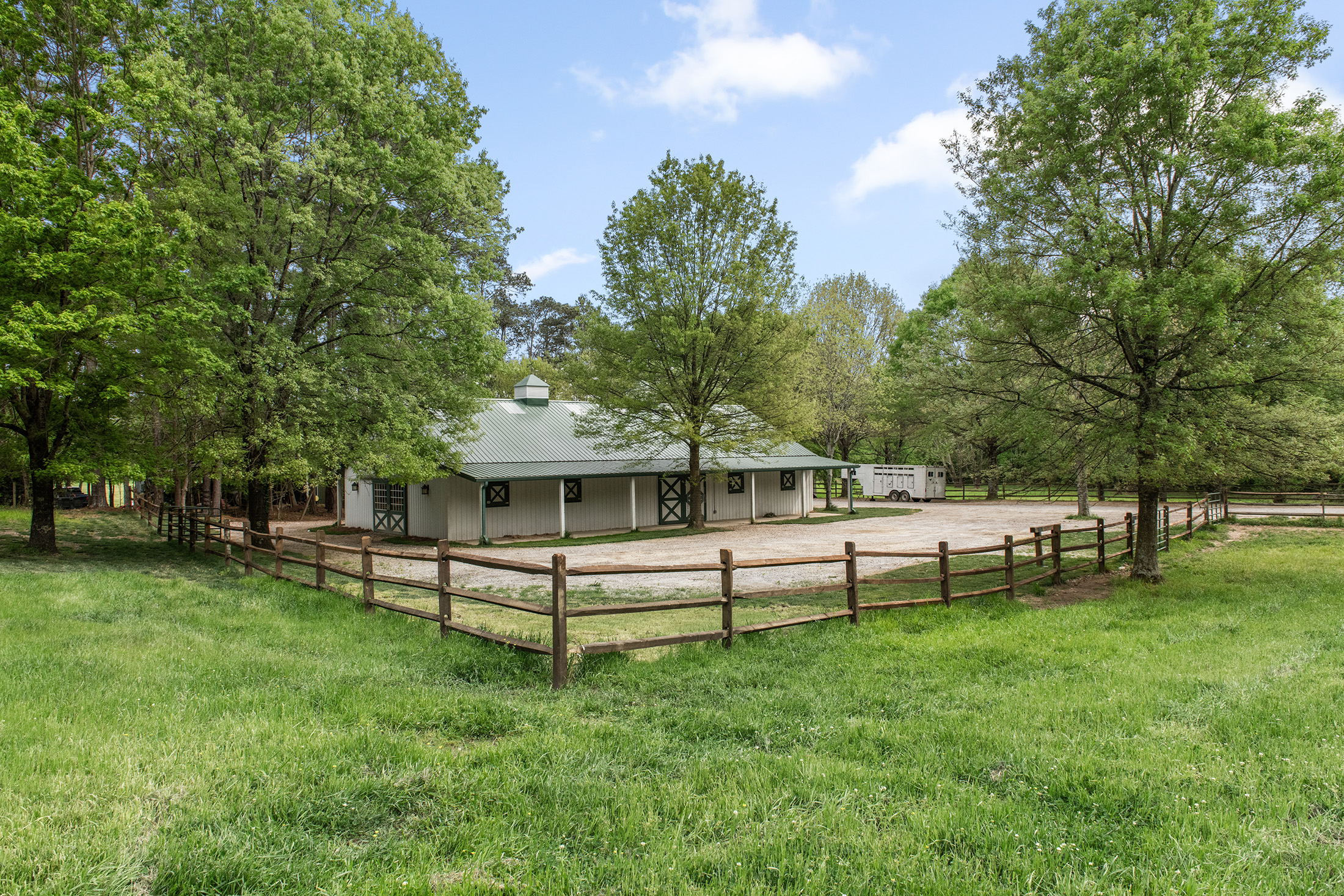 Magnificent Gated Vinings Estate Blends Elegance, Comfort and Lifestyle - 物件實景