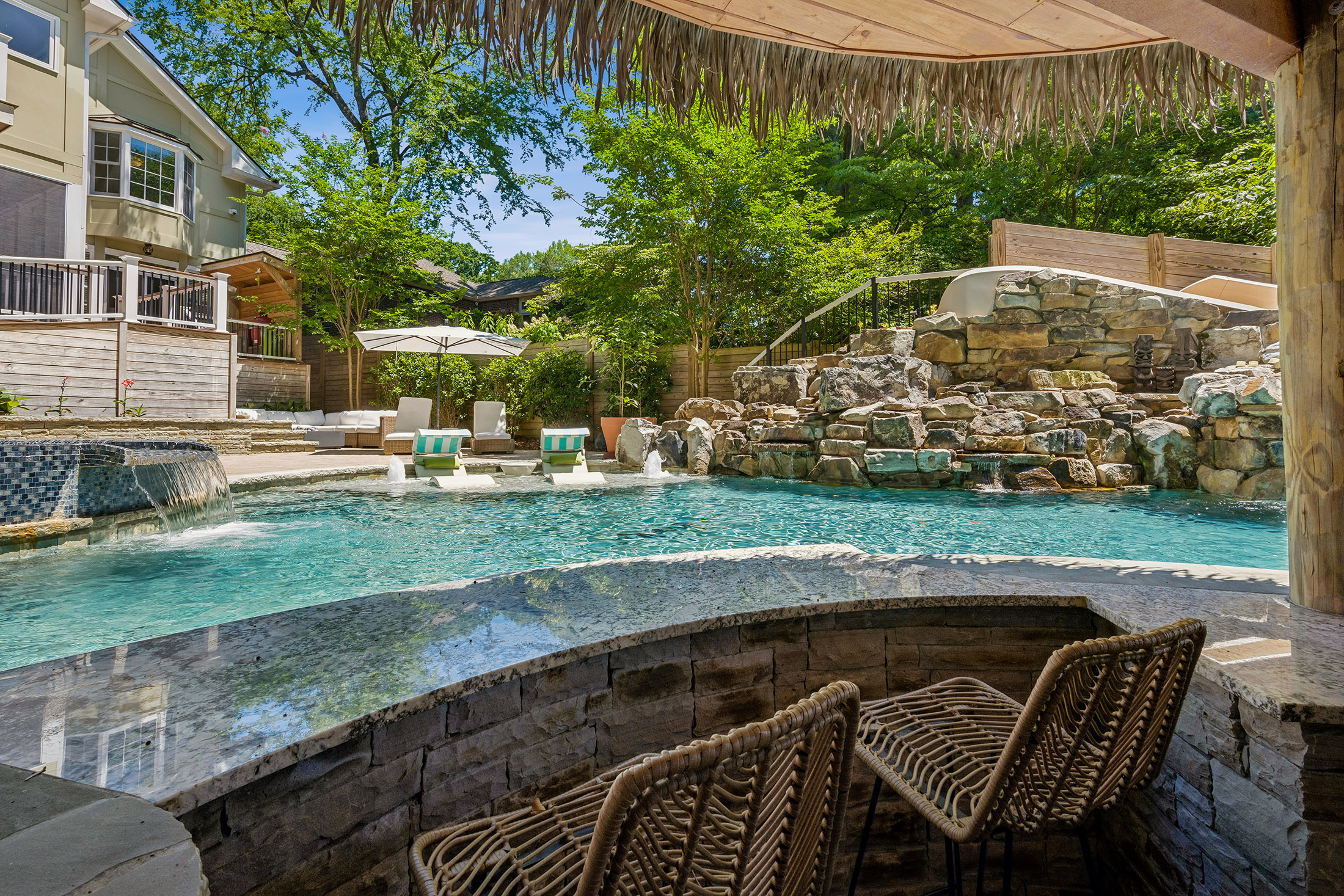  Resort-Inspired Retreat in the Heart of Virginia Highland - 物件實景