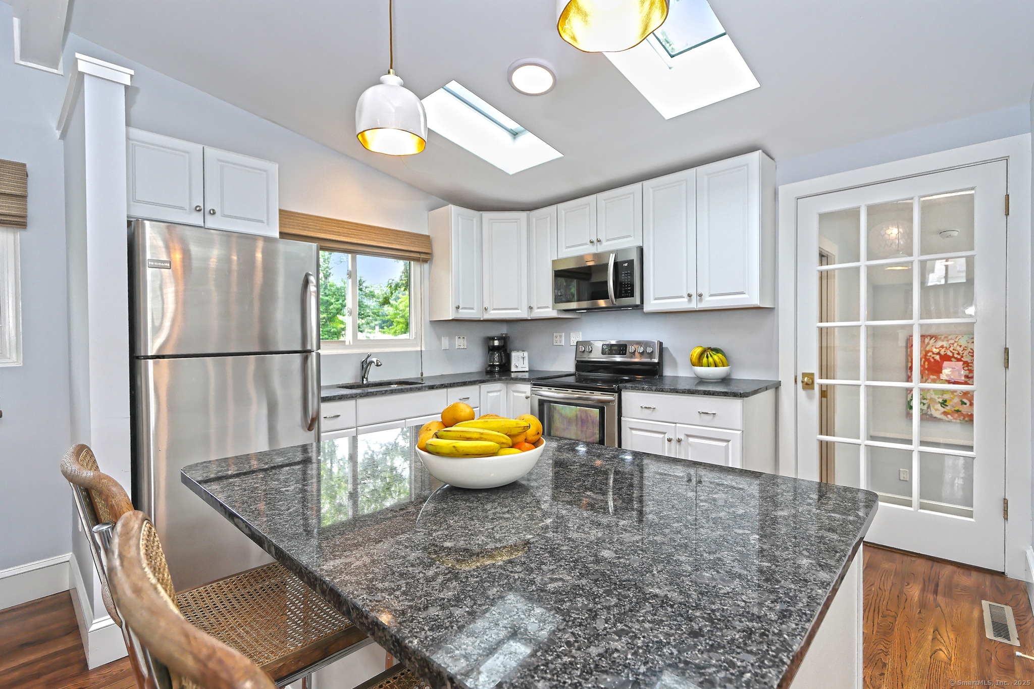 Old Saybrook, Connecticut, 06475, United States, 3 Bedrooms Bedrooms, ,2 BathroomsBathrooms,Residential,For Sale,1882738