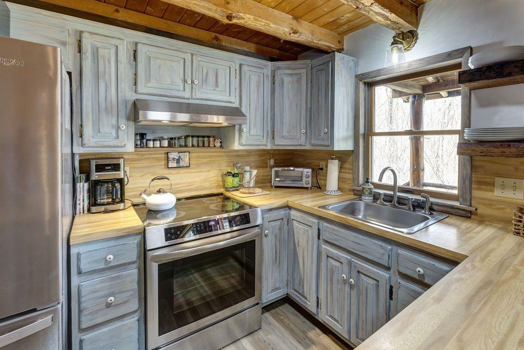 Roxbury, New York, 12474, United States, 3 Bedrooms Bedrooms, ,2 BathroomsBathrooms,Residential,For Sale,1793285