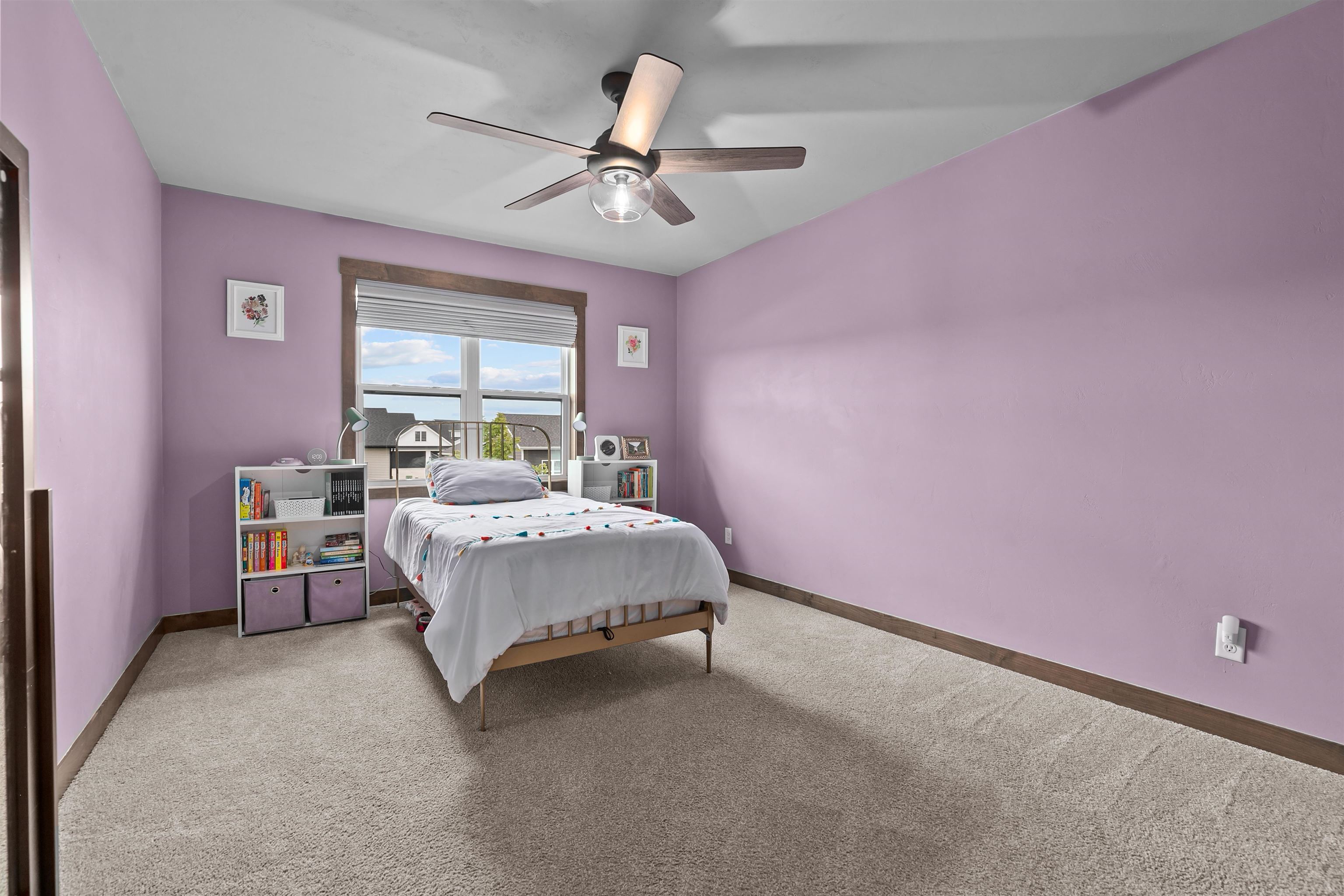 Appleton, Wisconsin, 54915, United States, 4 Bedrooms Bedrooms, ,4 BathroomsBathrooms,Residential,For Sale,1942939