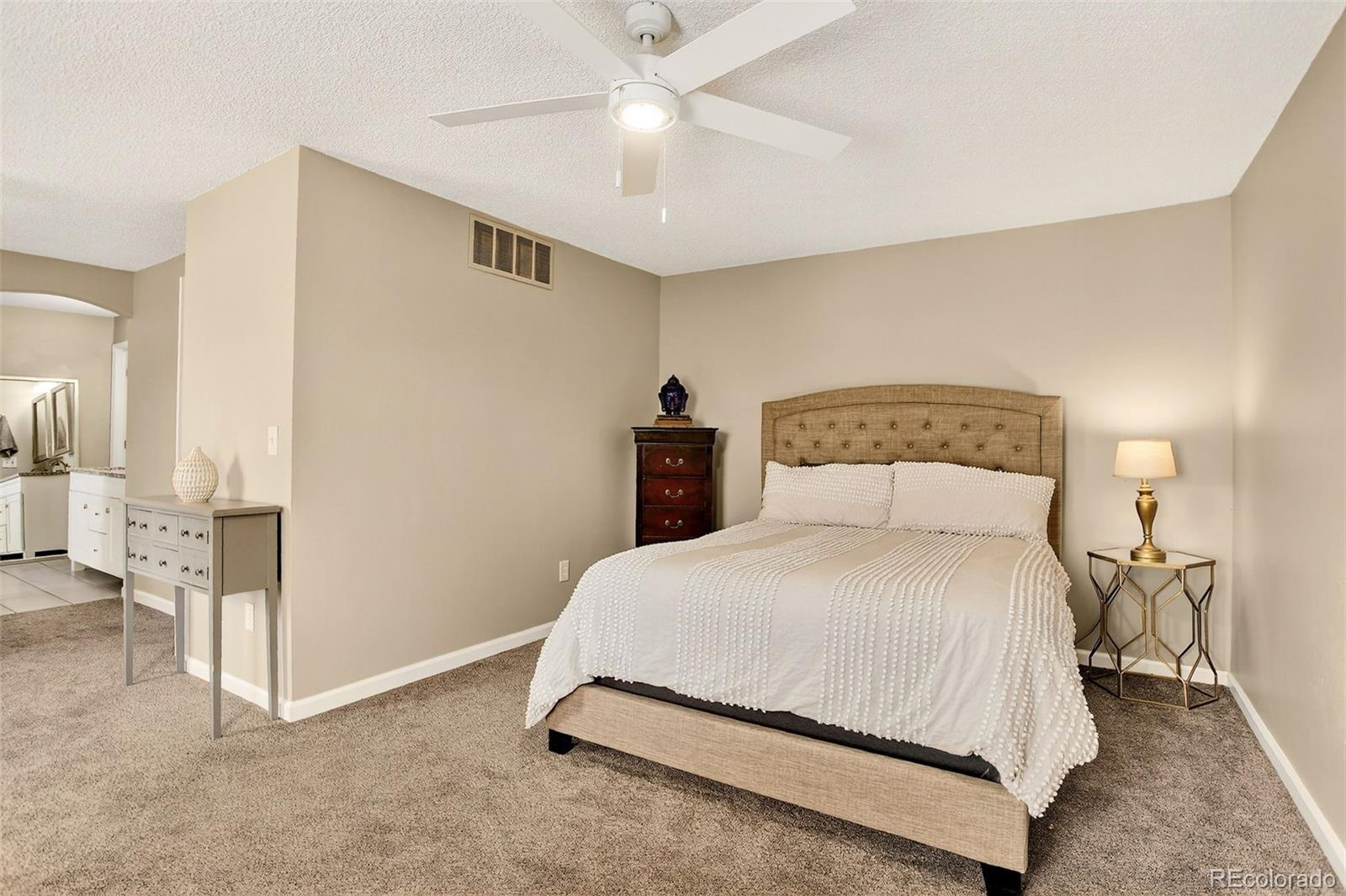 Centennial, Colorado, 80015, United States, 4 Bedrooms Bedrooms, ,2 BathroomsBathrooms,Residential,For Sale,1988993