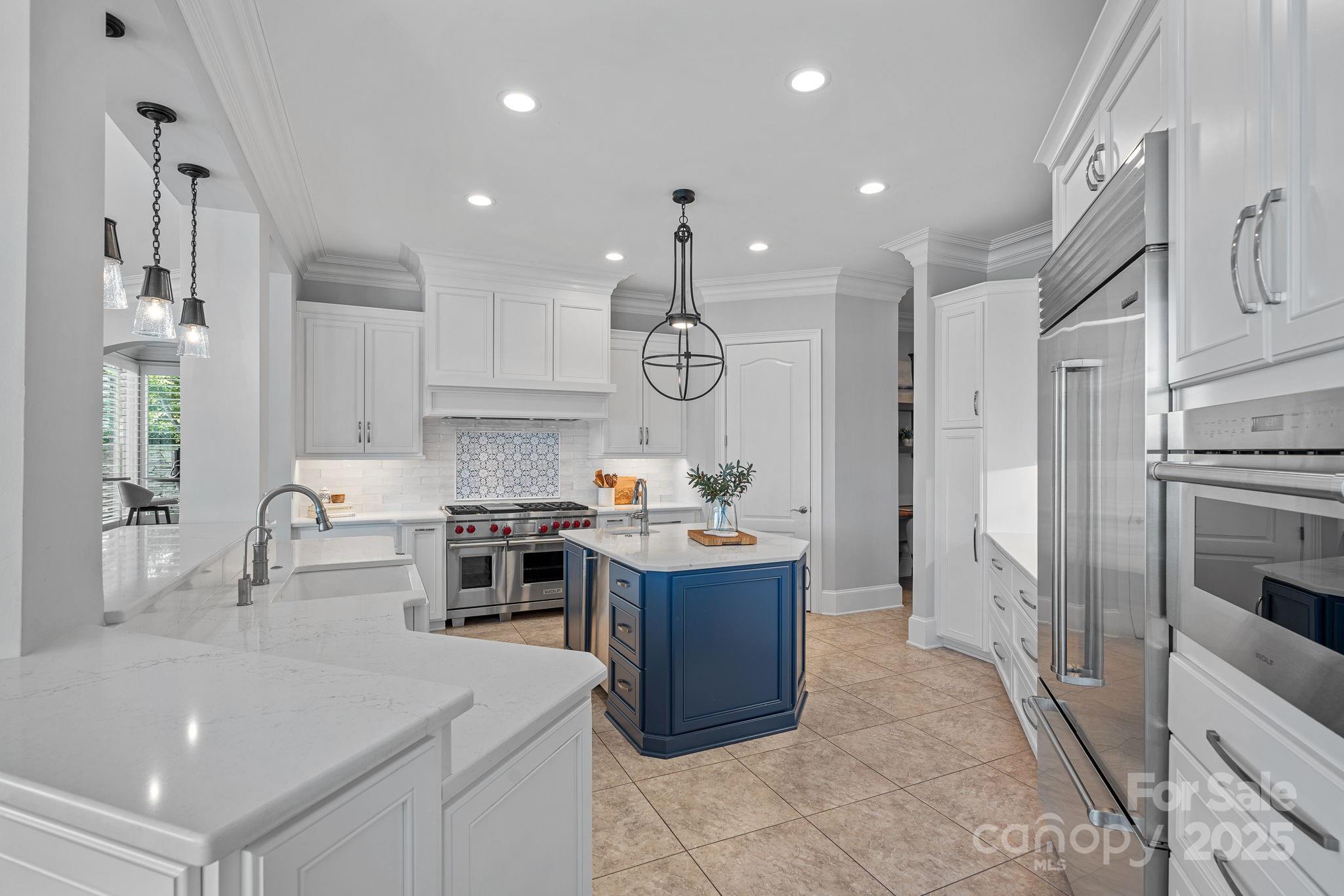 Mooresville, North Carolina, 28117, United States, 4 Bedrooms Bedrooms, ,6 BathroomsBathrooms,Residential,For Sale,1989072