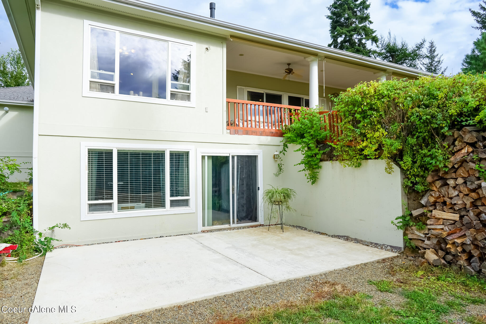 St. Maries, Idaho, 83861, United States, 3 Bedrooms Bedrooms, ,3 BathroomsBathrooms,Residential,For Sale,1923080