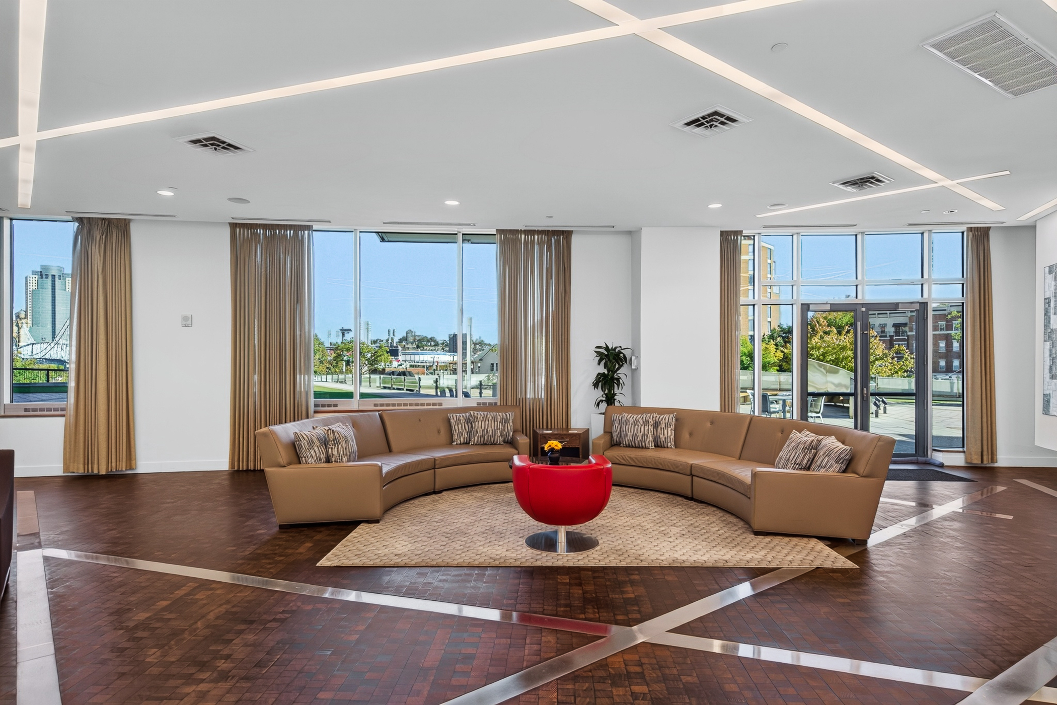  1 Roebling Way, Covington, KY 41011 - 物件實景
