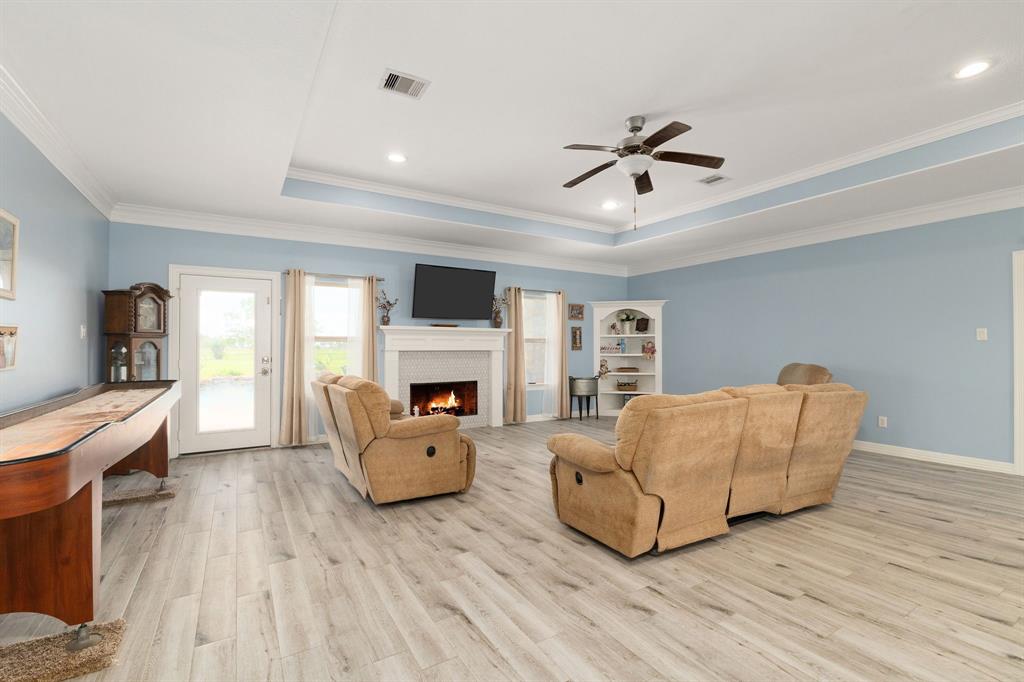 Sealy, Texas, 77474, United States, 3 Bedrooms Bedrooms, ,2 BathroomsBathrooms,Residential,For Sale,1846836