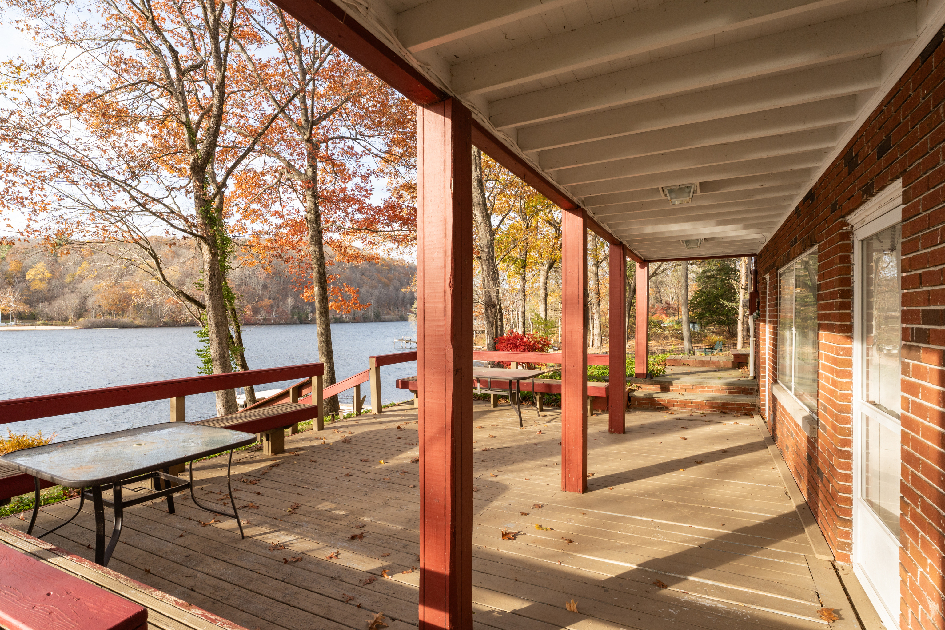 Guilford, Connecticut, 06437, United States, 3 Bedrooms Bedrooms, ,2 BathroomsBathrooms,Residential,For Sale,1994597