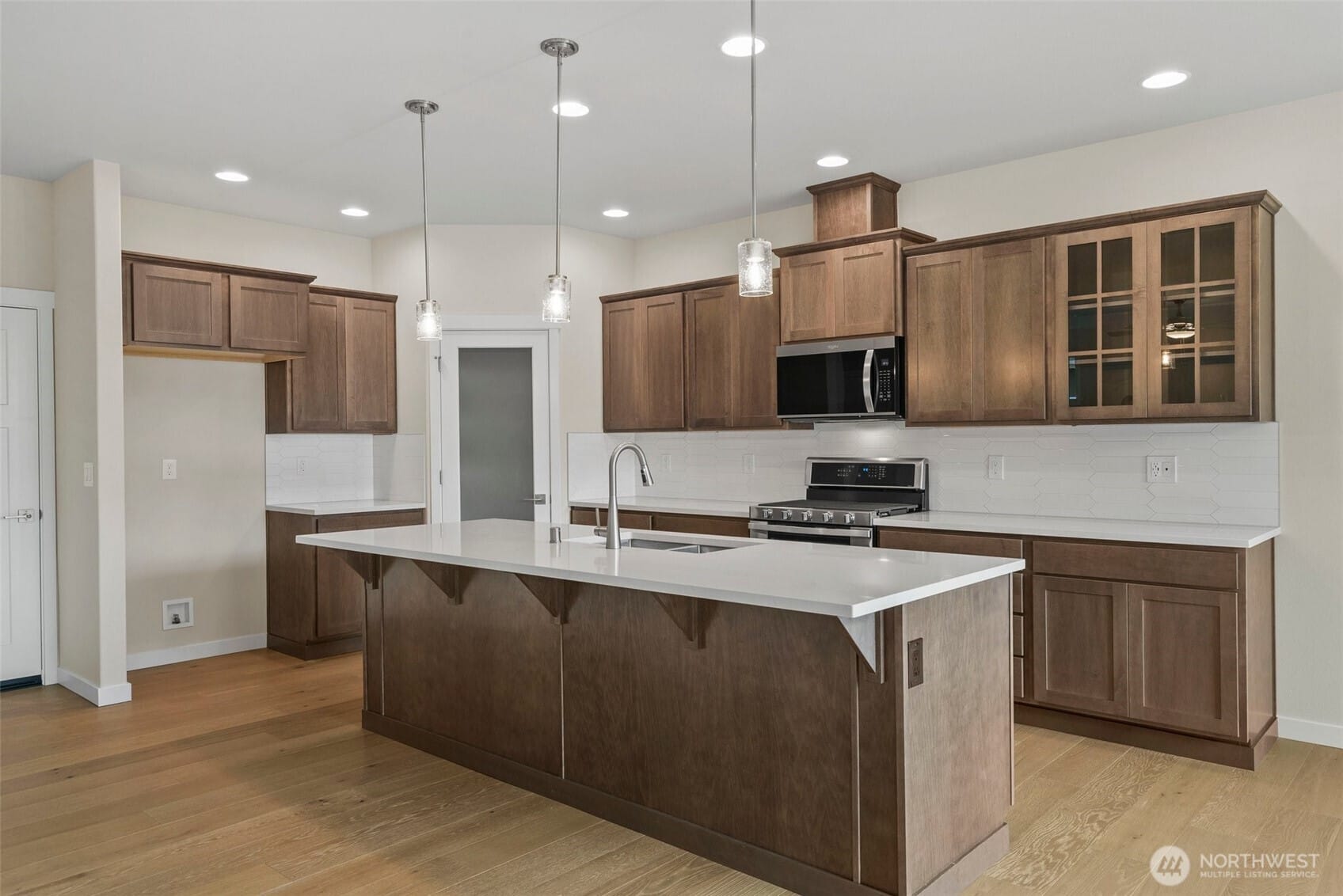 Tumwater, Washington, 98512, United States, 4 Bedrooms Bedrooms, ,3 BathroomsBathrooms,Residential,For Sale,1941902