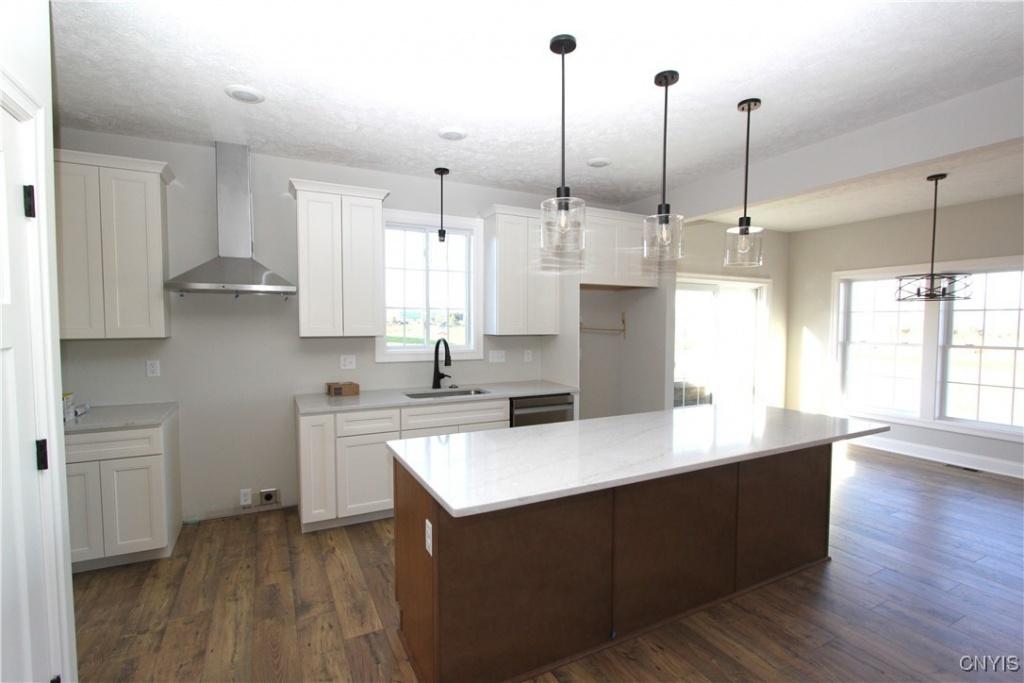Baldwinsville, New York, 13027, United States, 4 Bedrooms Bedrooms, ,3 BathroomsBathrooms,Residential,For Sale,1686652