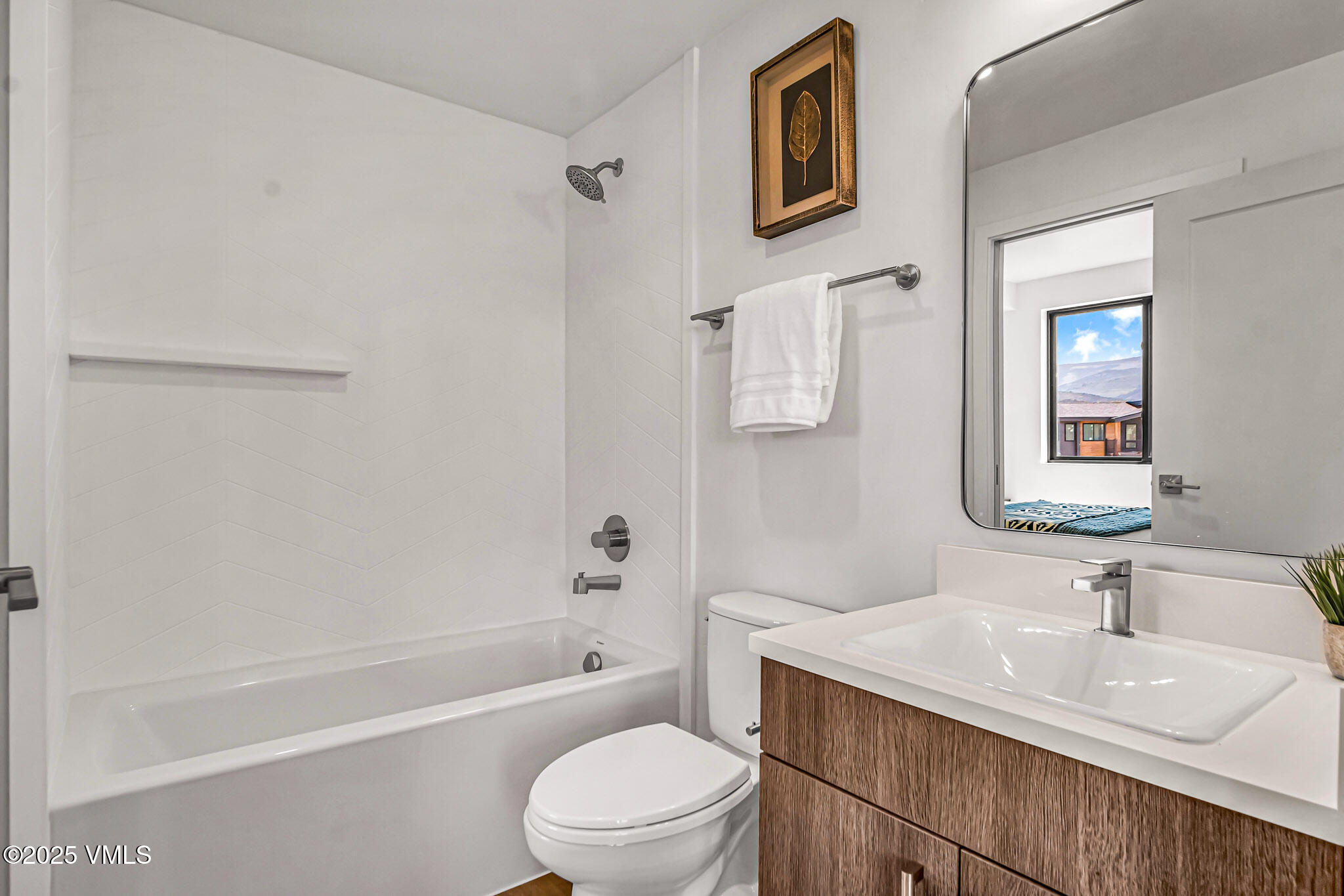 Eagle, Colorado, 81631, United States, 2 Bedrooms Bedrooms, ,2 BathroomsBathrooms,Residential,For Sale,1925129