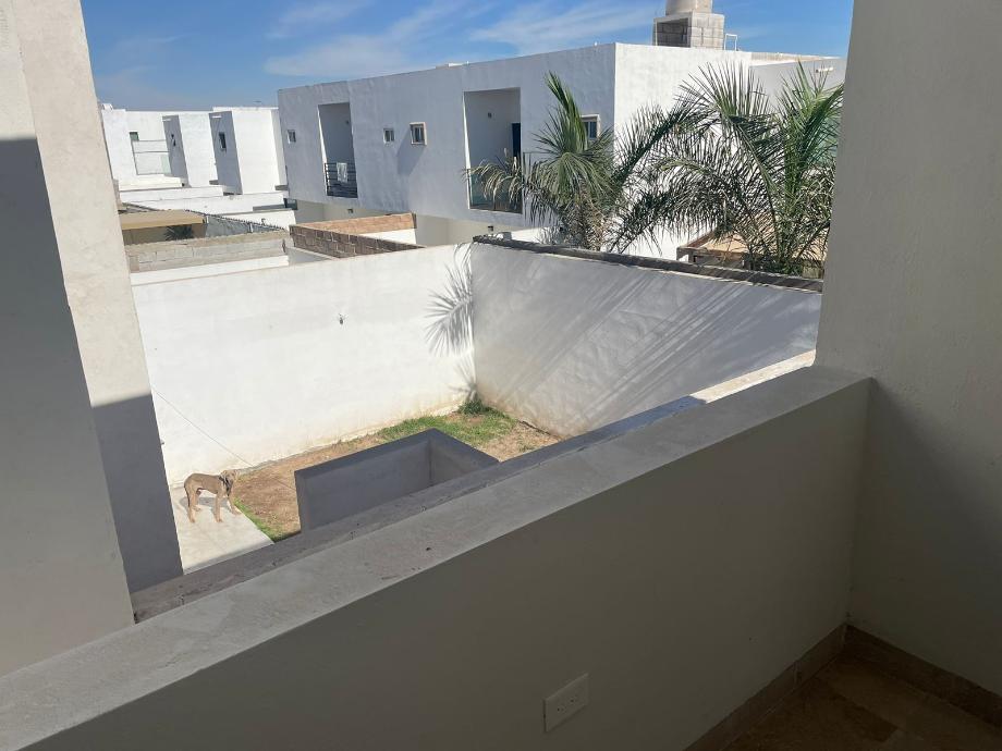 Calle Lobo, Torreón, Coahuila de Zaragoza, 27023, Mexico, 3 Bedrooms Bedrooms, ,3 BathroomsBathrooms,Residential,For Sale,Calle Lobo,1672111