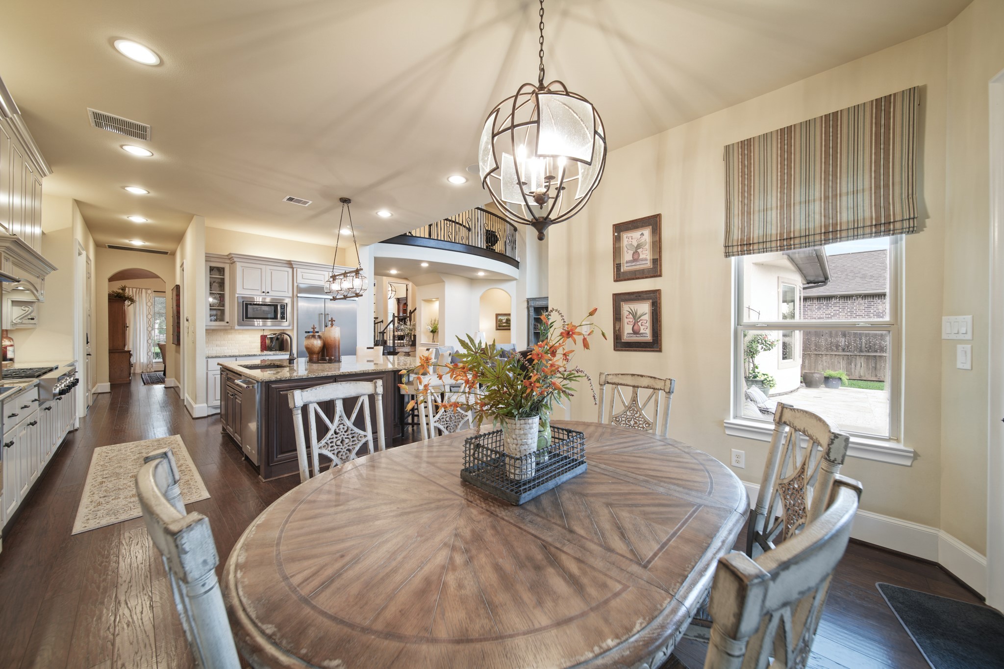 Friendswood, Texas, 77546, United States, 5 Bedrooms Bedrooms, ,6 BathroomsBathrooms,Residential,For Sale,1989691