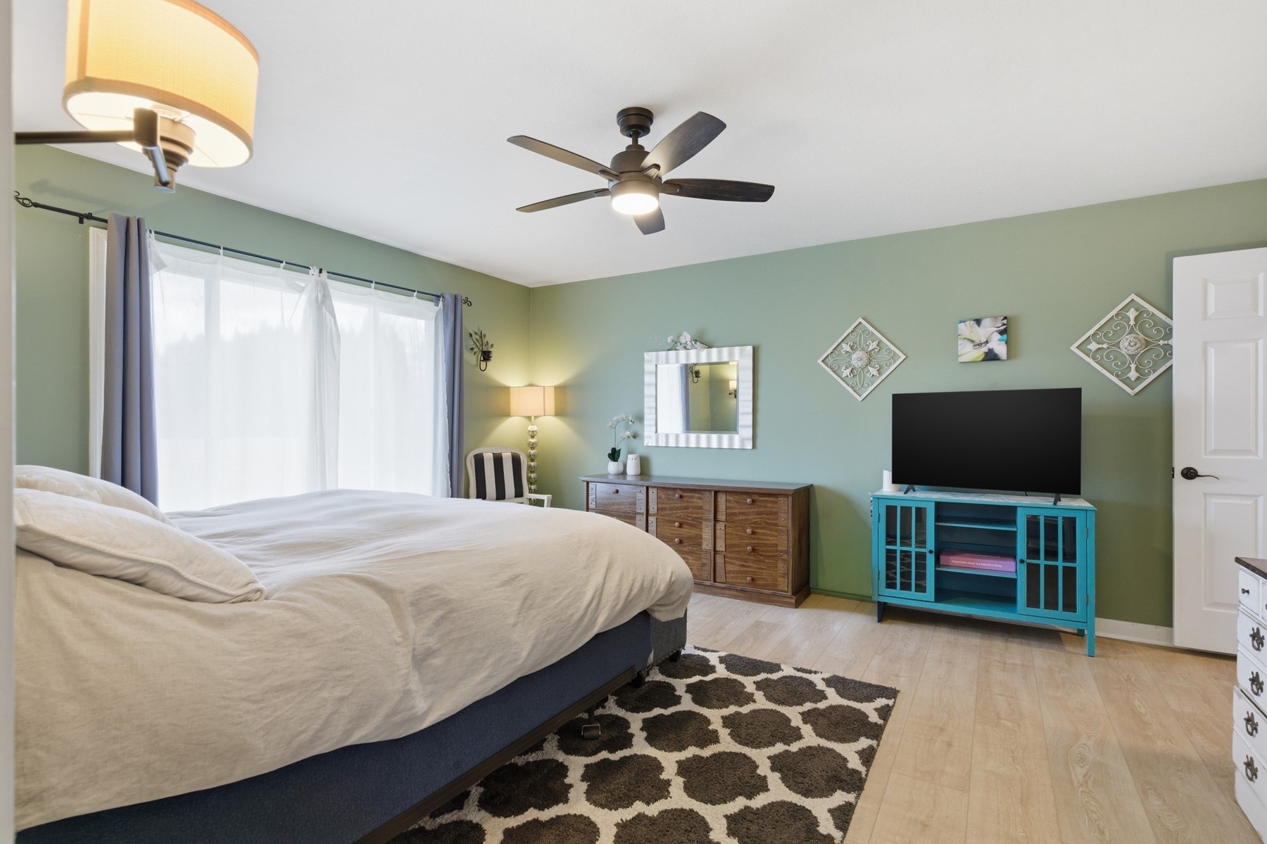  611 Ponder Point Dr - 物件實景