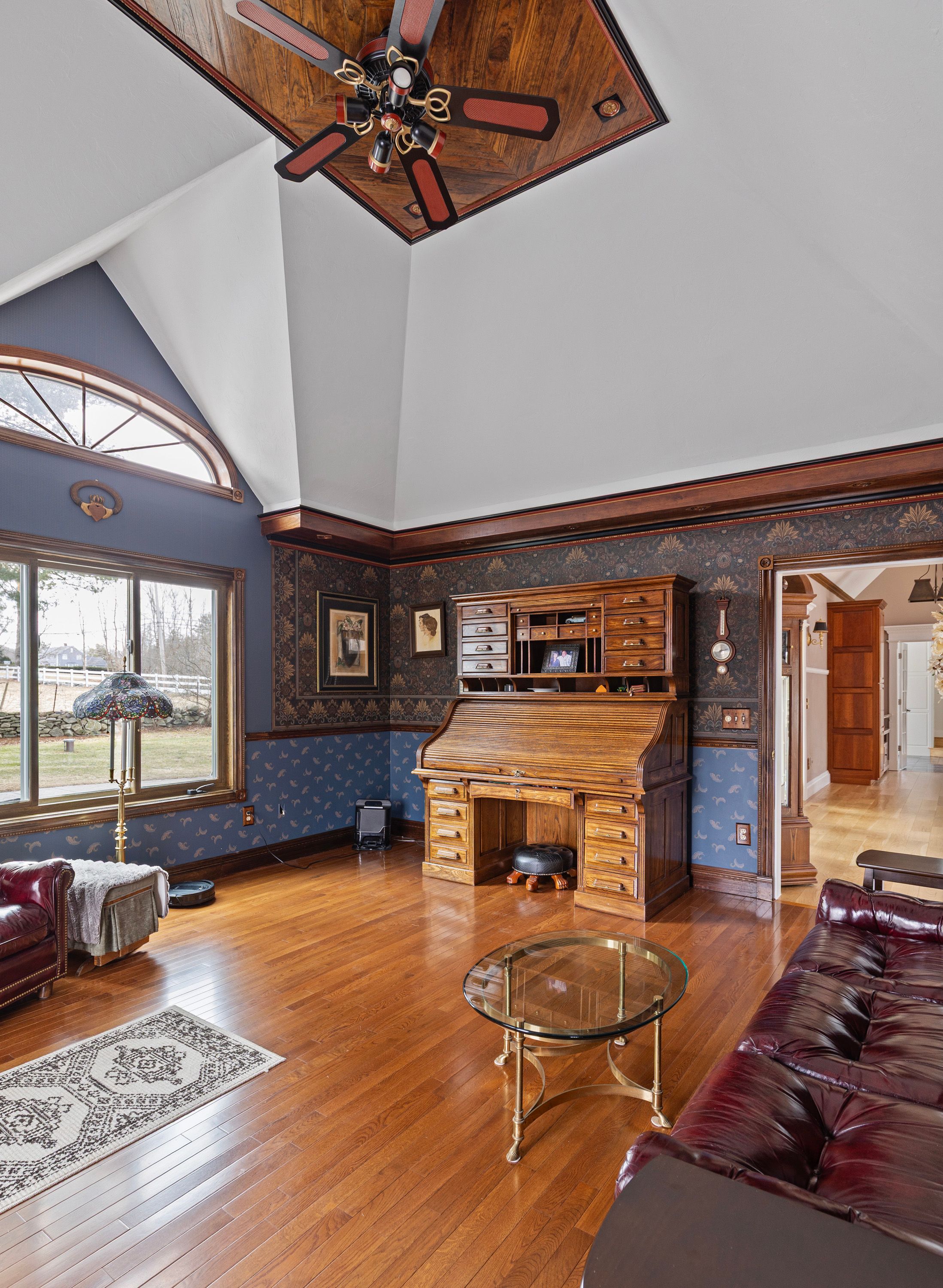  27 Old Upton Rd, Grafton, MA 01519 - 物件實景