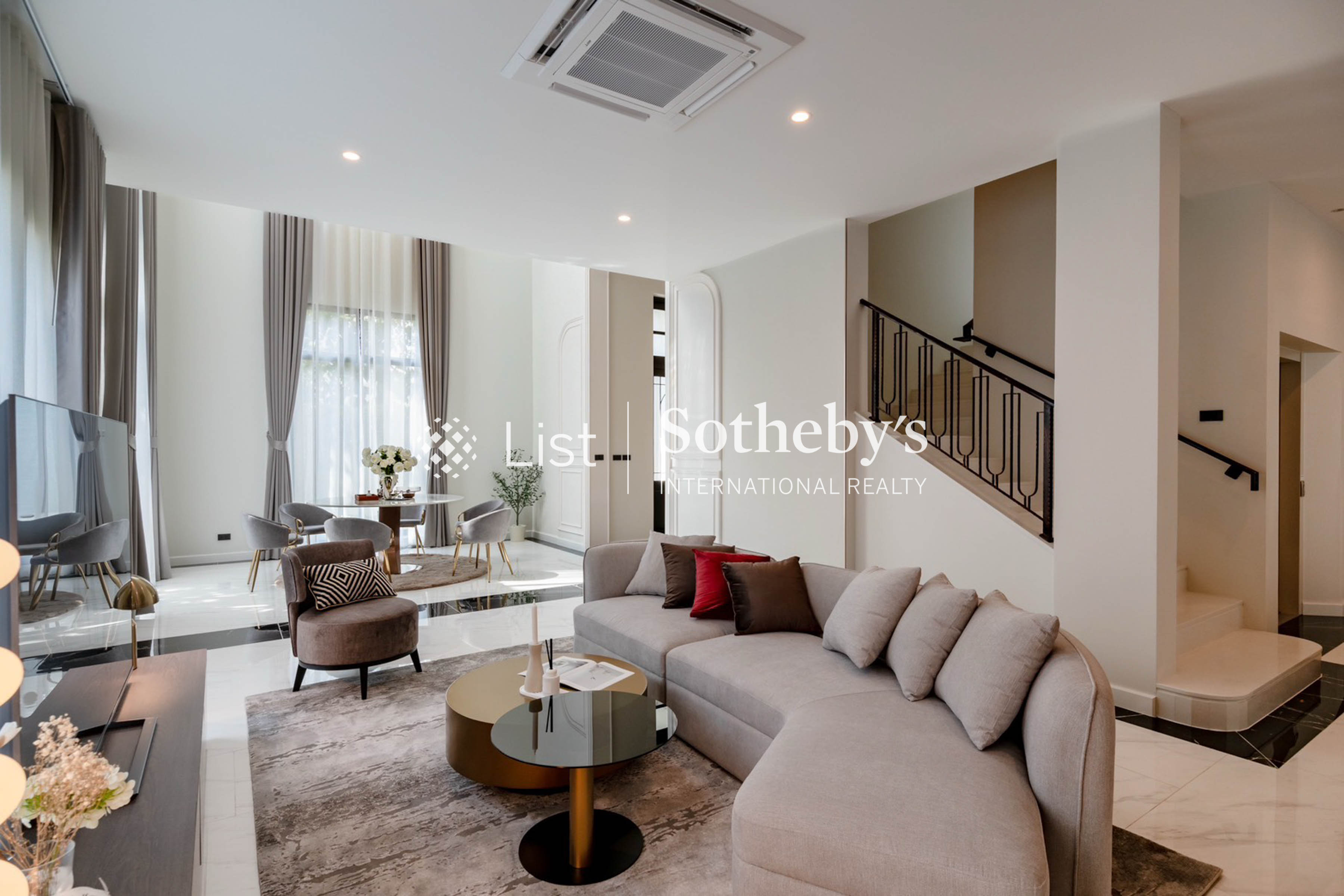  CINQ ROYAL Krungthep Kreetha - 物件實景