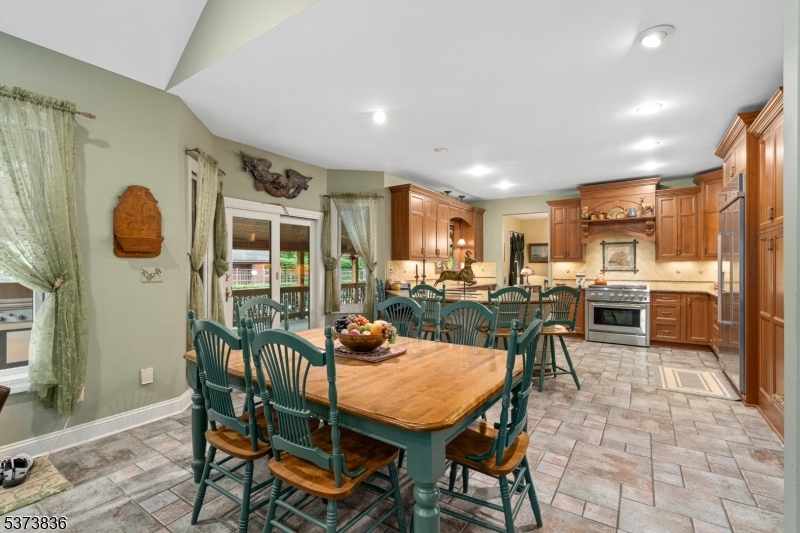 Hardyston Township, New Jersey, 07460, United States, 4 Bedrooms Bedrooms, ,4 BathroomsBathrooms,Residential,For Sale,1900804