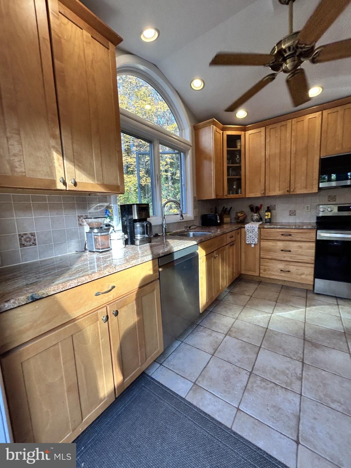 Beltsville, Maryland, 20705, United States, 3 Bedrooms Bedrooms, ,2 BathroomsBathrooms,Residential,For Sale,1987066