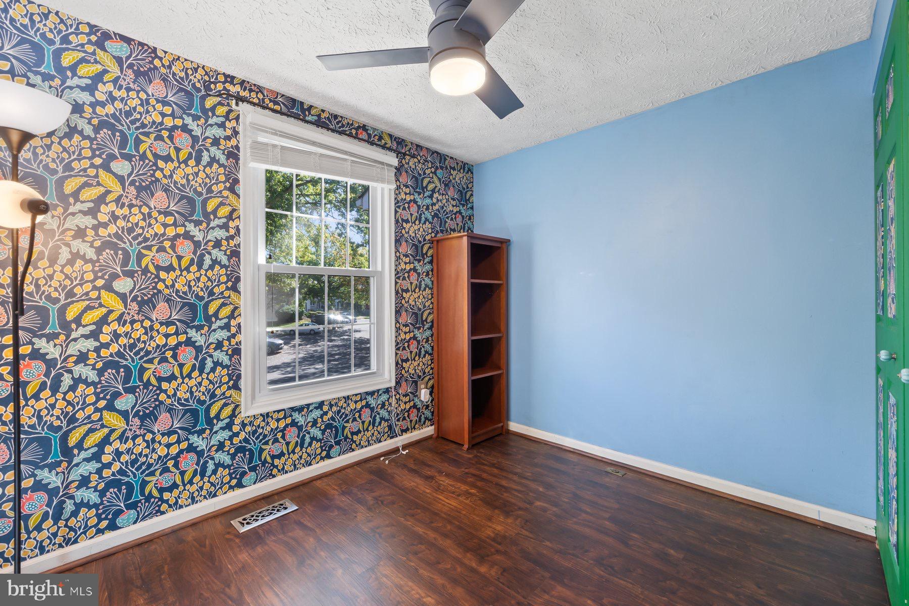 Centreville, Virginia, 20121, United States, 3 Bedrooms Bedrooms, ,4 BathroomsBathrooms,Residential,For Sale,1974352