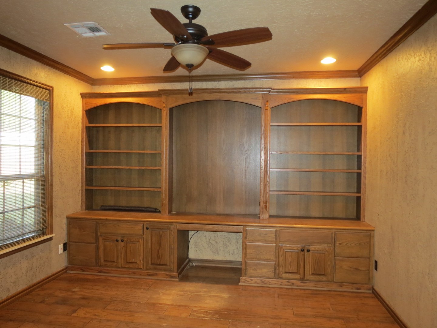 Stillwater, Oklahoma, 74075, United States, 3 Bedrooms Bedrooms, ,4 BathroomsBathrooms,Residential,For Sale,1848802
