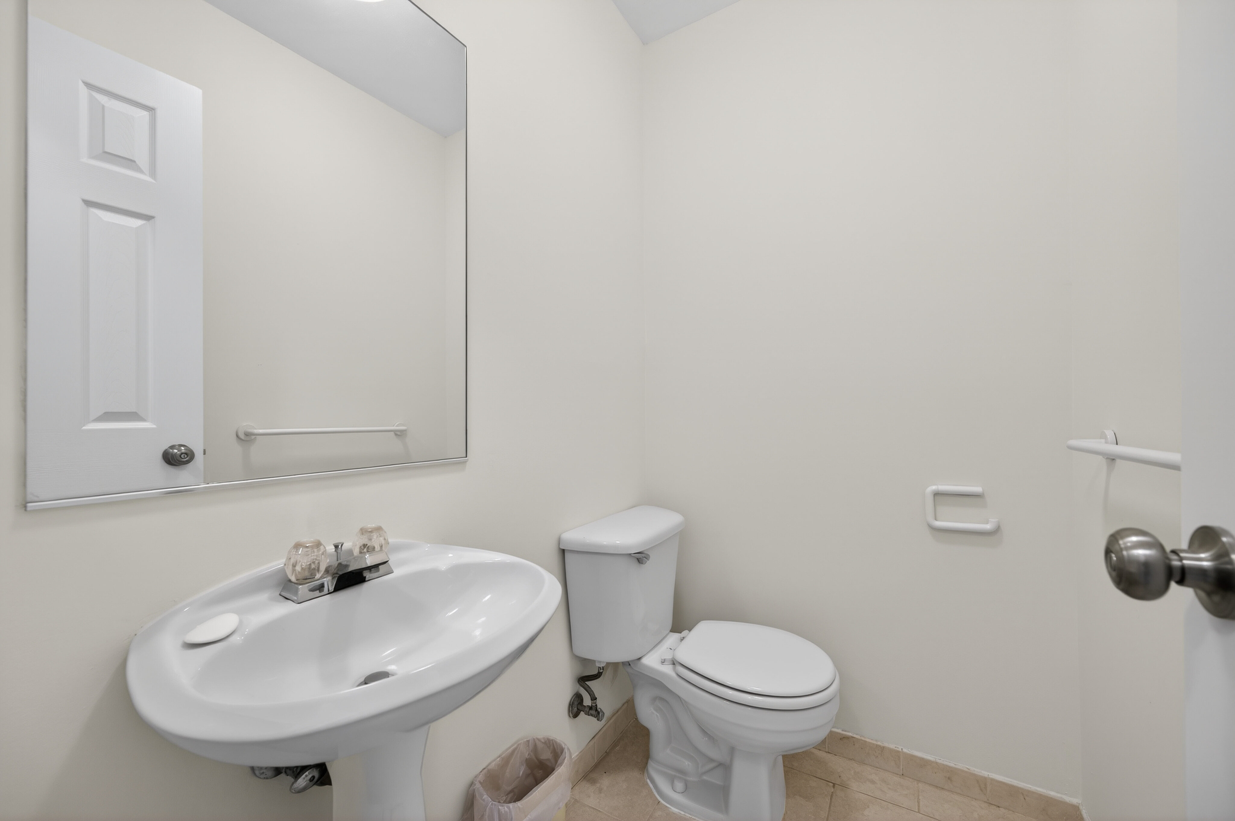  54 School Street, Westbury, NY, 11590 - 物件實景