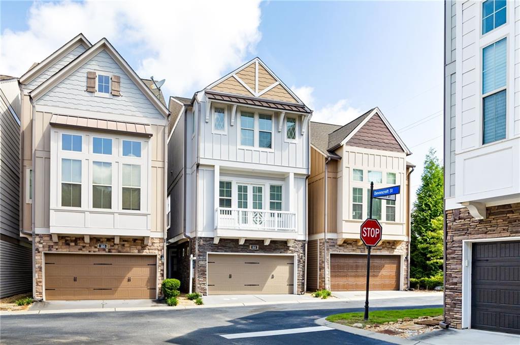 Smyrna, Georgia, 30080, United States, 3 Bedrooms Bedrooms, ,4 BathroomsBathrooms,Residential,For Sale,1998879