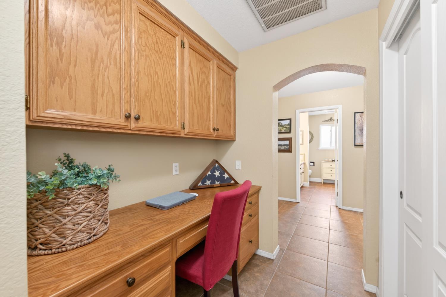 Madera, California, 93637, United States, 3 Bedrooms Bedrooms, ,3 BathroomsBathrooms,Residential,For Sale,2048519