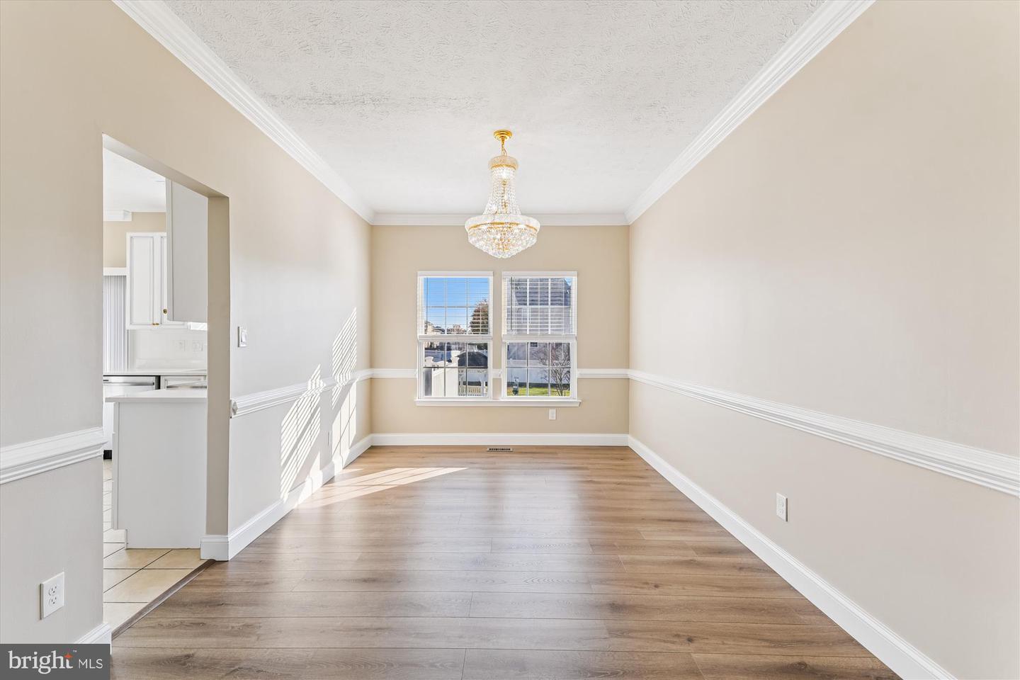 Aberdeen, Maryland, 21001, United States, 6 Bedrooms Bedrooms, ,4 BathroomsBathrooms,Residential,For Sale,1989015