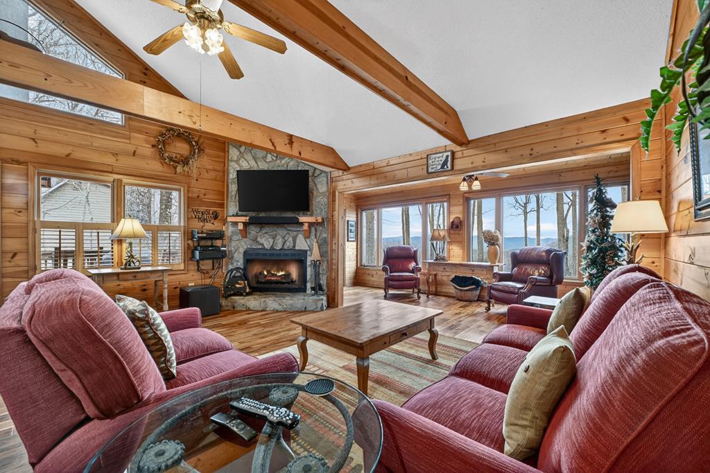 Ellijay, Georgia, 30536, United States, 4 Bedrooms Bedrooms, ,3 BathroomsBathrooms,Residential,For Sale,2003227