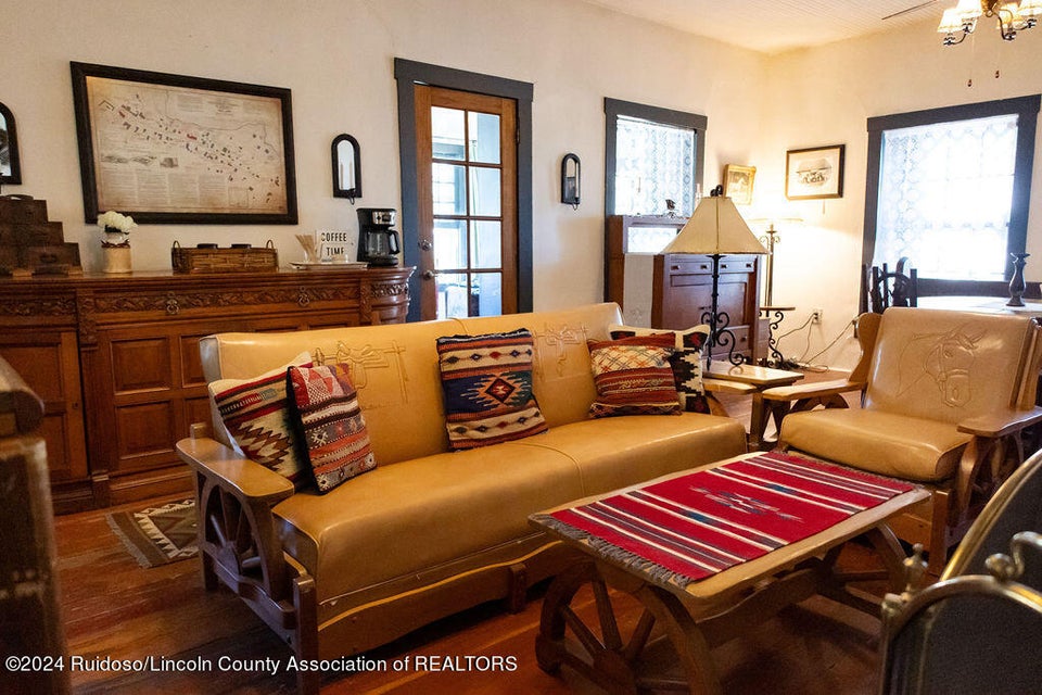 Lincoln, New Mexico, 88338, United States, 7 Bedrooms Bedrooms, ,9 BathroomsBathrooms,Residential,For Sale,1974977