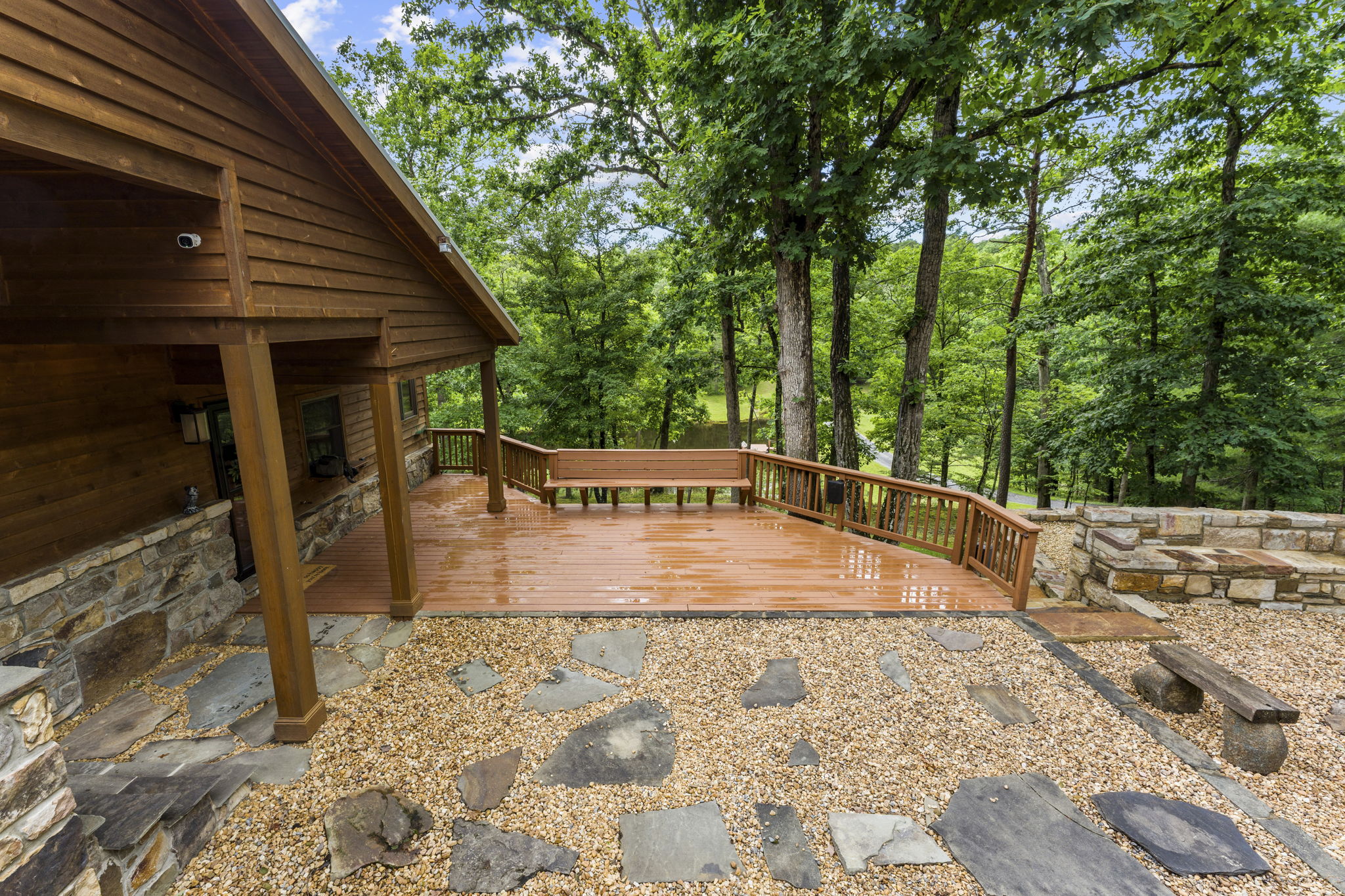  310 Red Gate Retreat Way, Berkeley Springs, WV 25411 - 物件實景