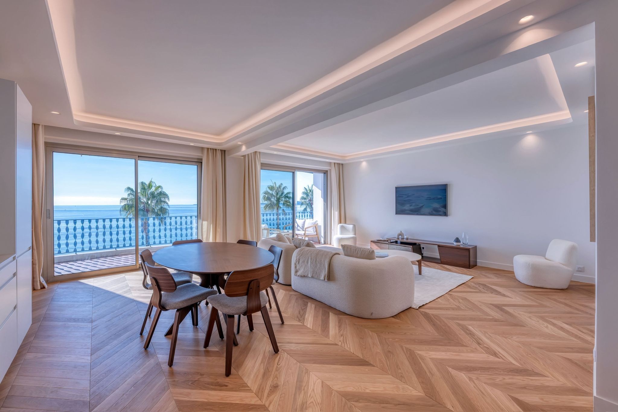  Luxury seafront apartment with panoramic views in Juan-les-Pins - 物件實景