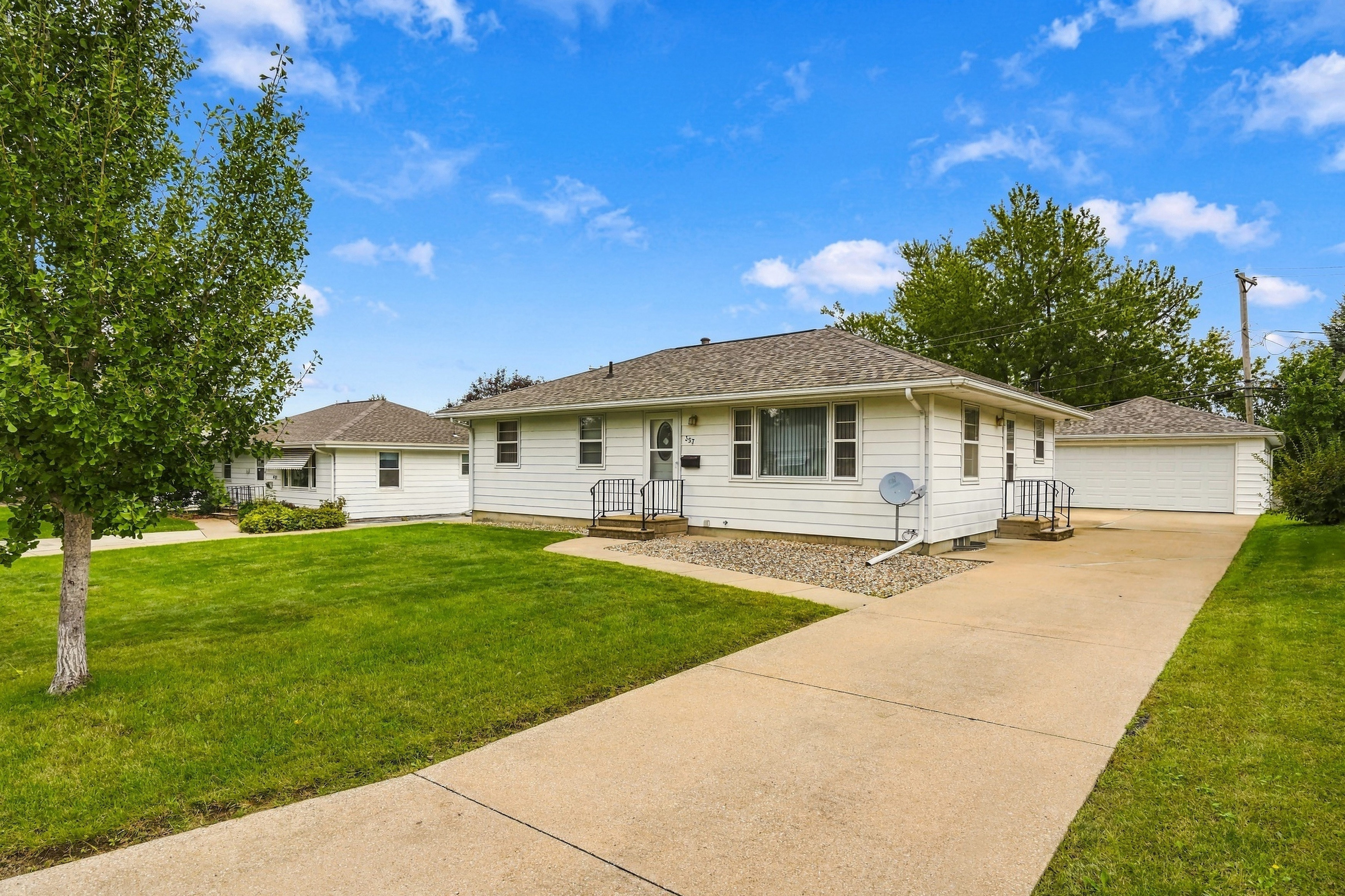 23rd St, Cedar Rapids, IA 52405 #1