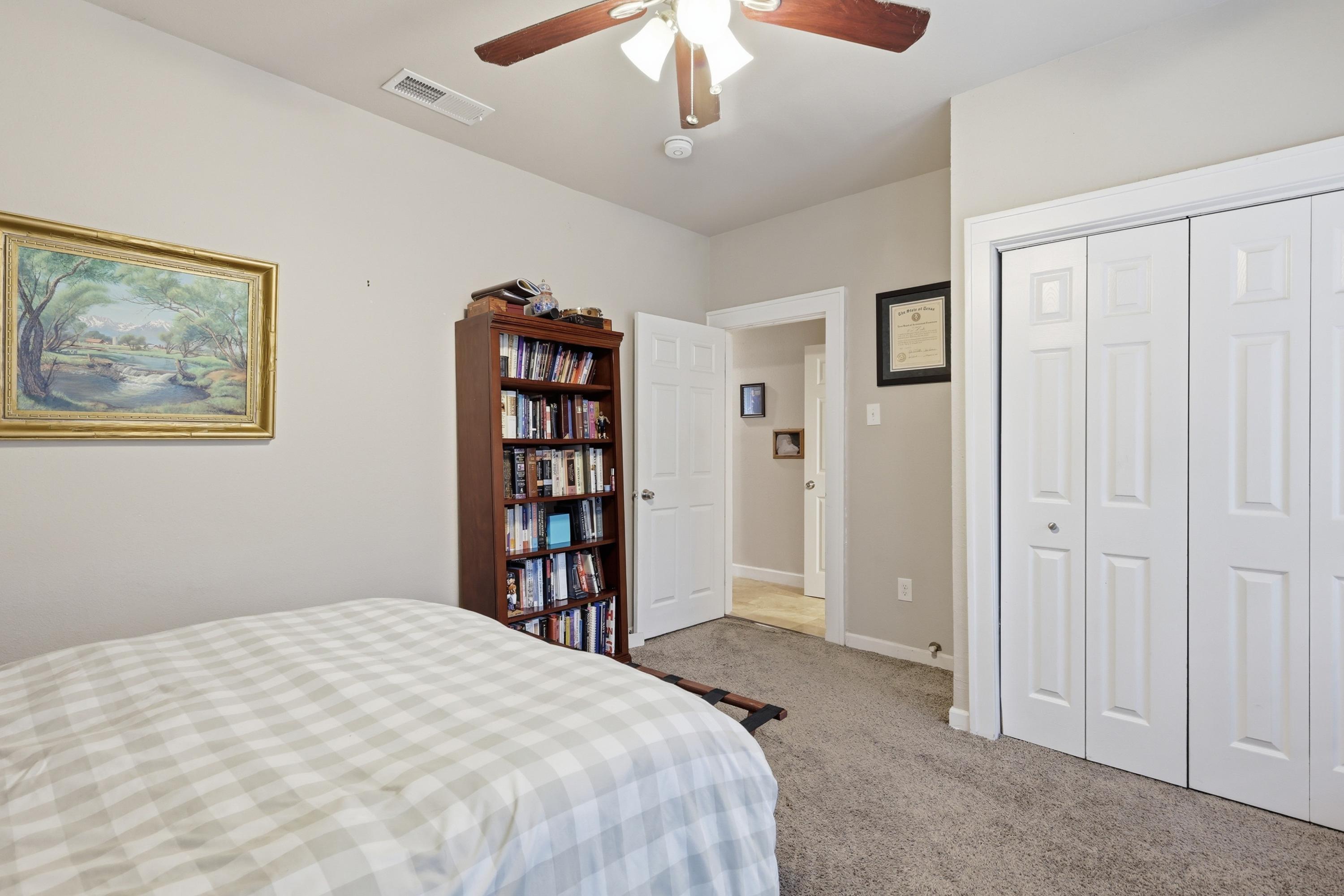  1300 Buck Avenue, Fort Worth, TX, 76110 - 物件實景