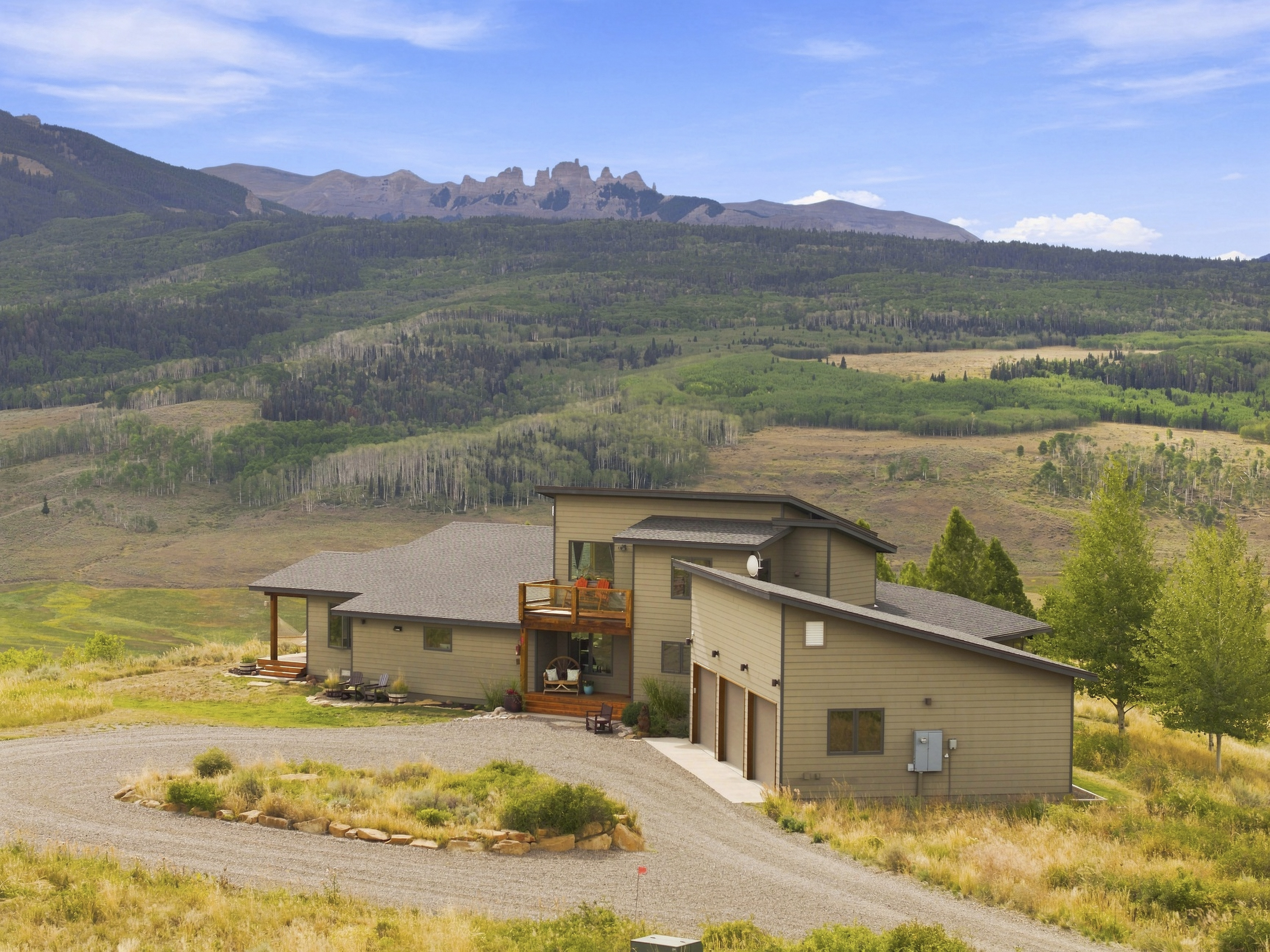  A True Colorado Legacy Property on 35 Acres - 物件實景