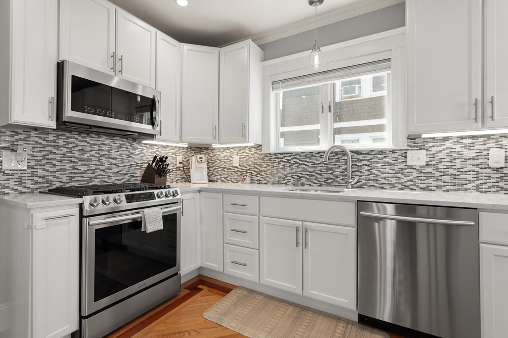 Medford, Massachusetts, 02155, United States, 4 Bedrooms Bedrooms, ,2 BathroomsBathrooms,Residential,For Sale,1904256