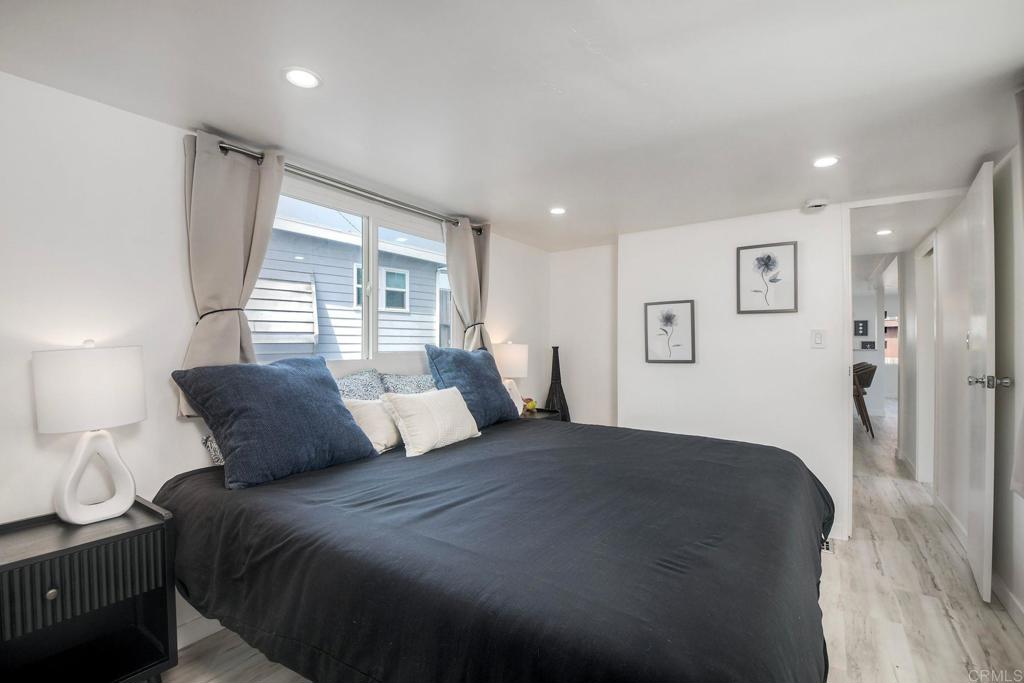 Encinitas, California, 92024, United States, 2 Bedrooms Bedrooms, ,1 BathroomBathrooms,Residential,For Sale,1951594