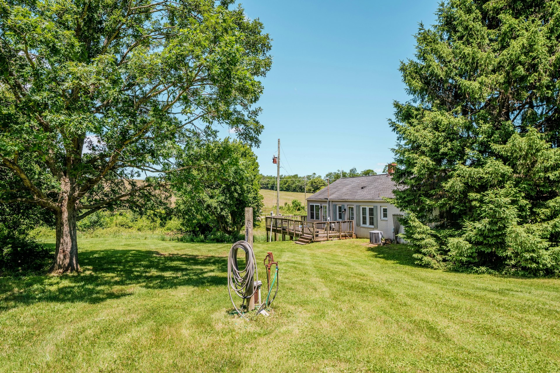  35339 Appalachian Trail Road, Round Hill, VA 20141 - 物件實景