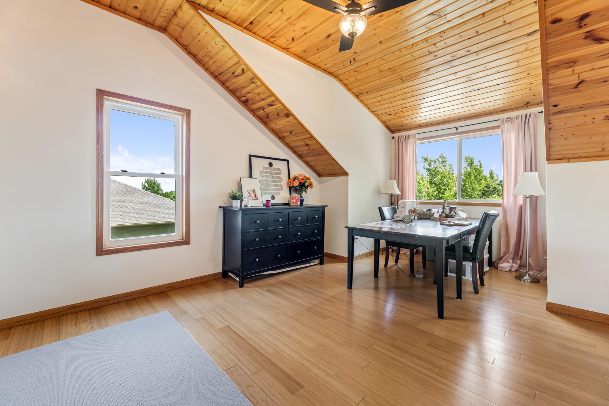 Winona, Minnesota, 55987, United States, 6 Bedrooms Bedrooms, ,4 BathroomsBathrooms,Residential,For Sale,1883576