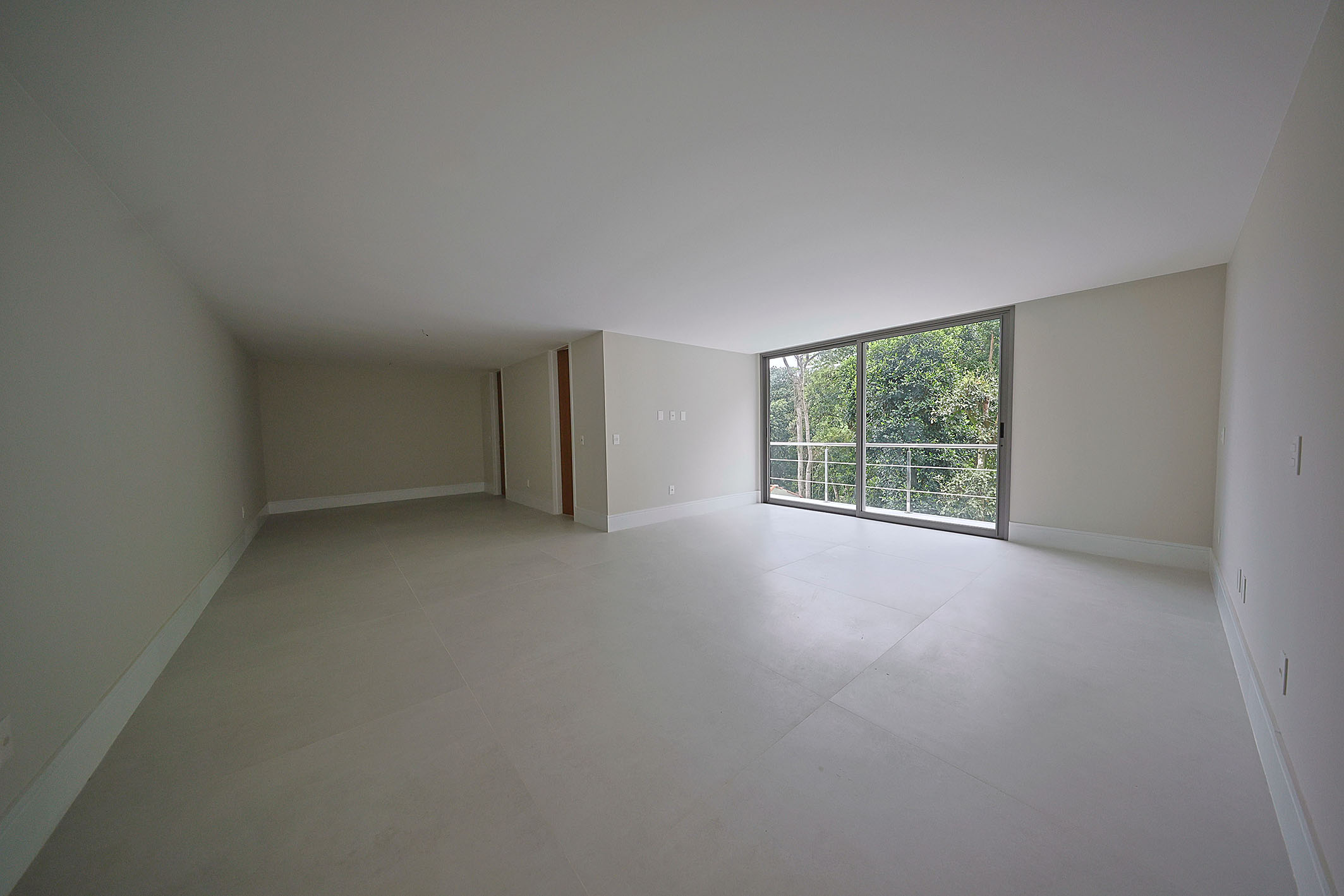  Triplex house with four suites and views of Pedra da Gávea in São Conrado - 物件實景