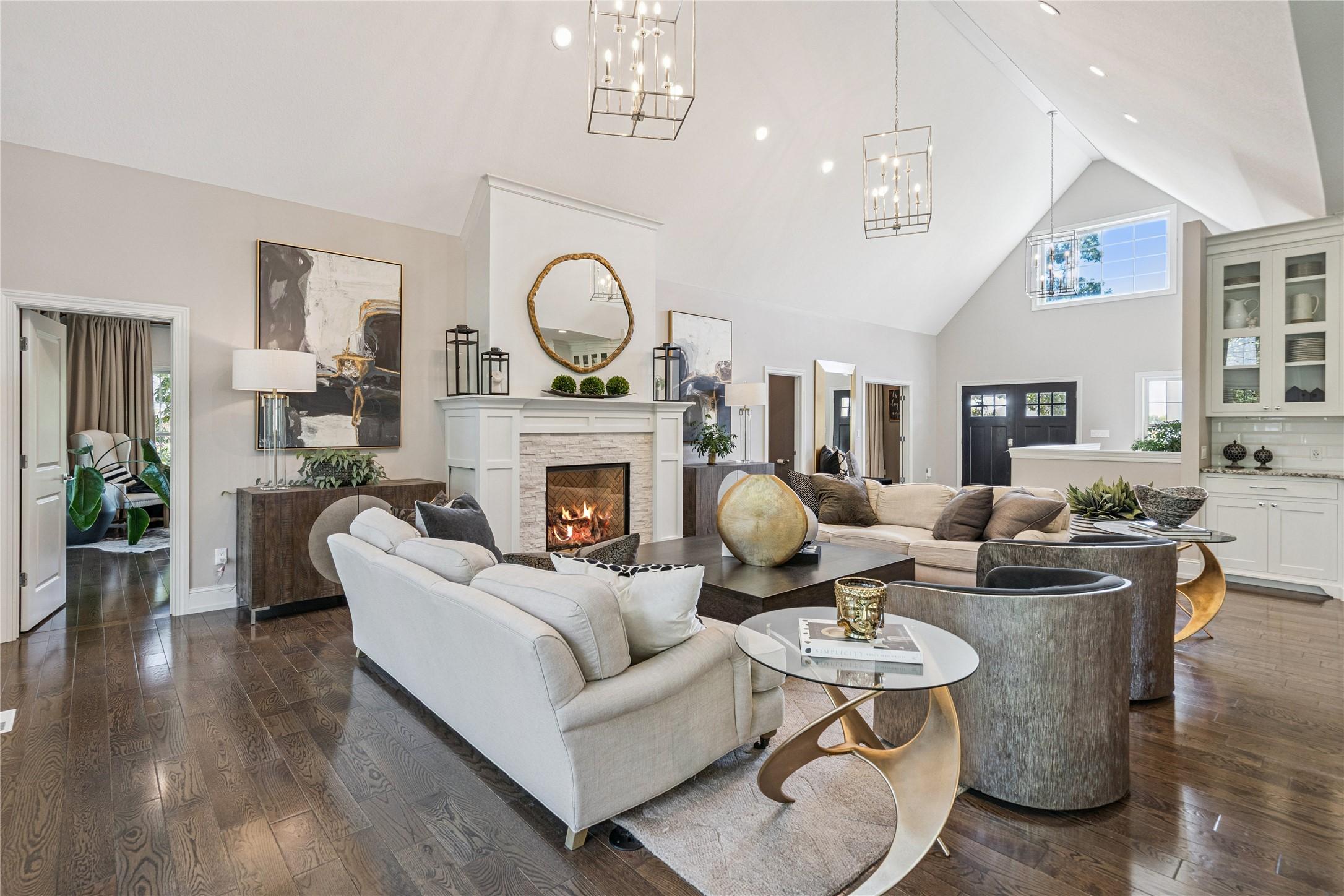 Polk City, Iowa, 50226, United States, 5 Bedrooms Bedrooms, ,5 BathroomsBathrooms,Residential,For Sale,1977083