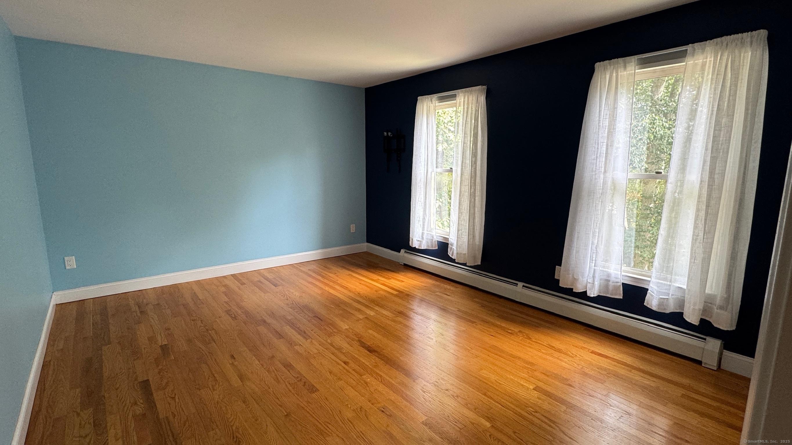 Guilford, Connecticut, 06437, United States, 4 Bedrooms Bedrooms, ,3 BathroomsBathrooms,Residential,For Sale,1938049