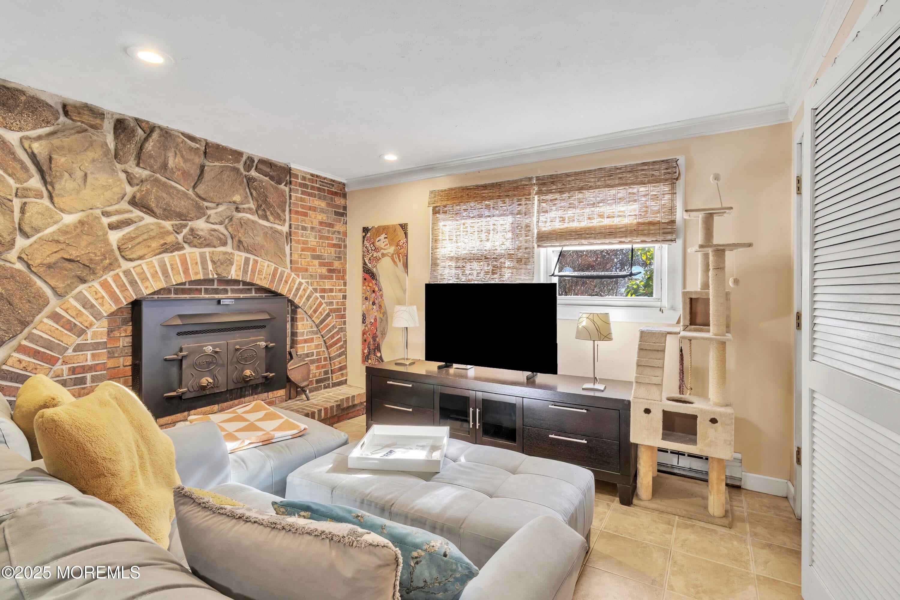 Brick, New Jersey, 08724, United States, 4 Bedrooms Bedrooms, ,2 BathroomsBathrooms,Residential,For Sale,2005983